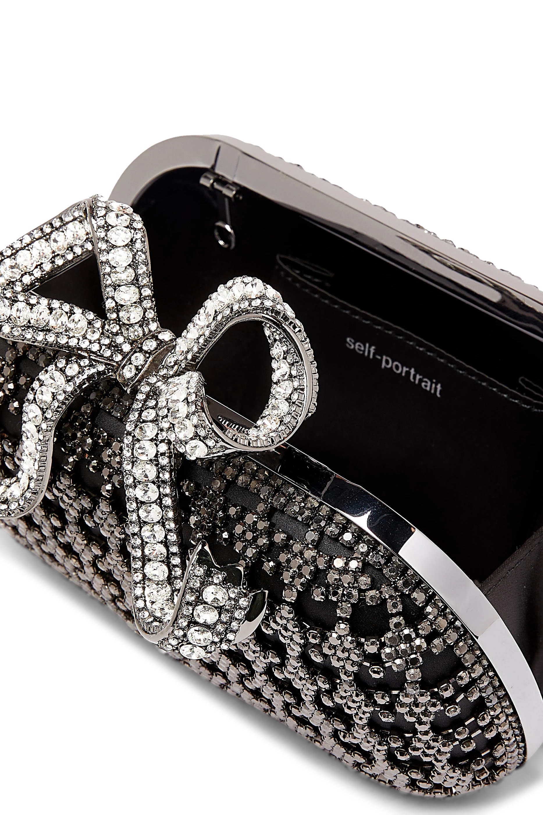 حقيبة كلاتش مرصعة بكريستال