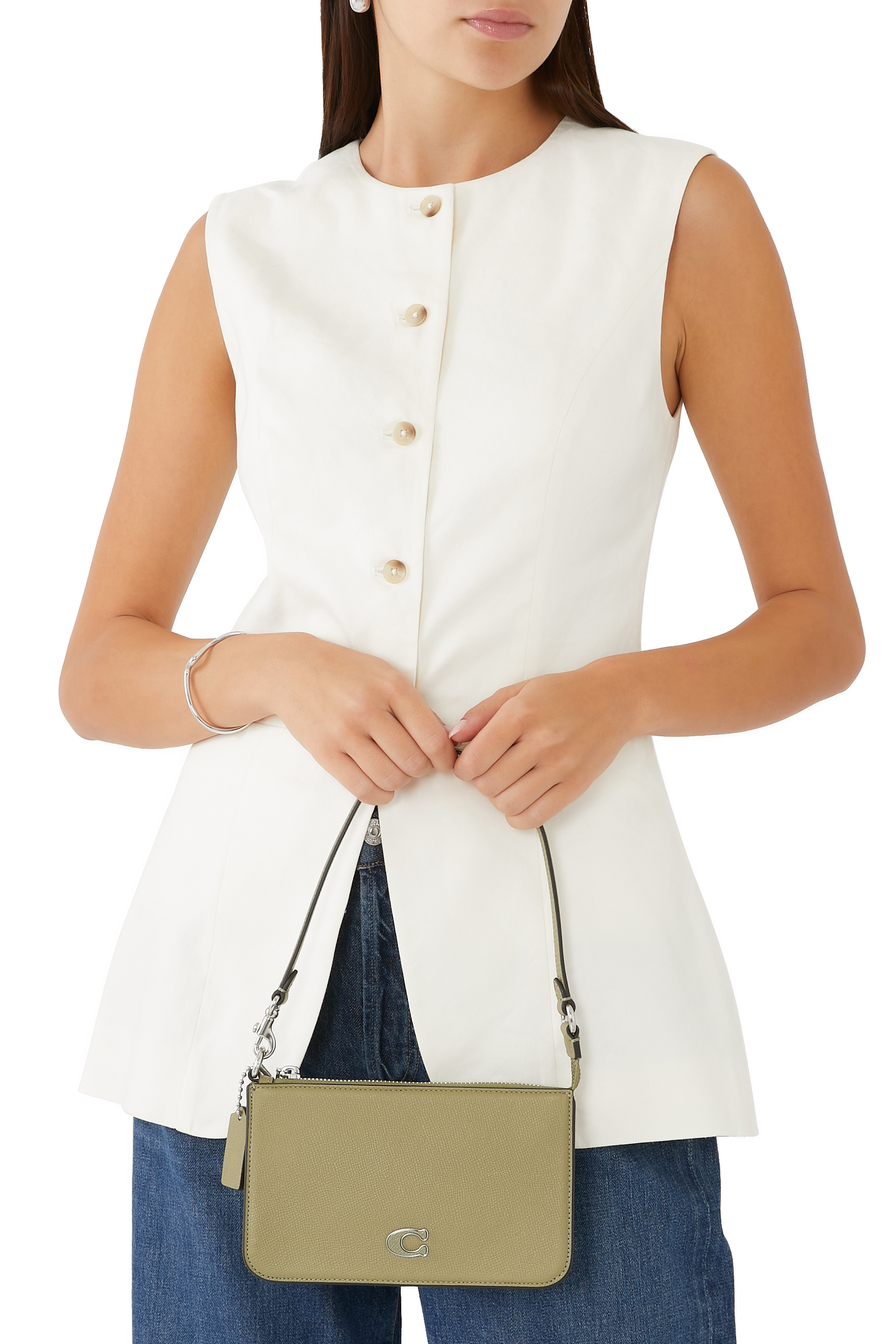 حقيبة صغيرة جلد