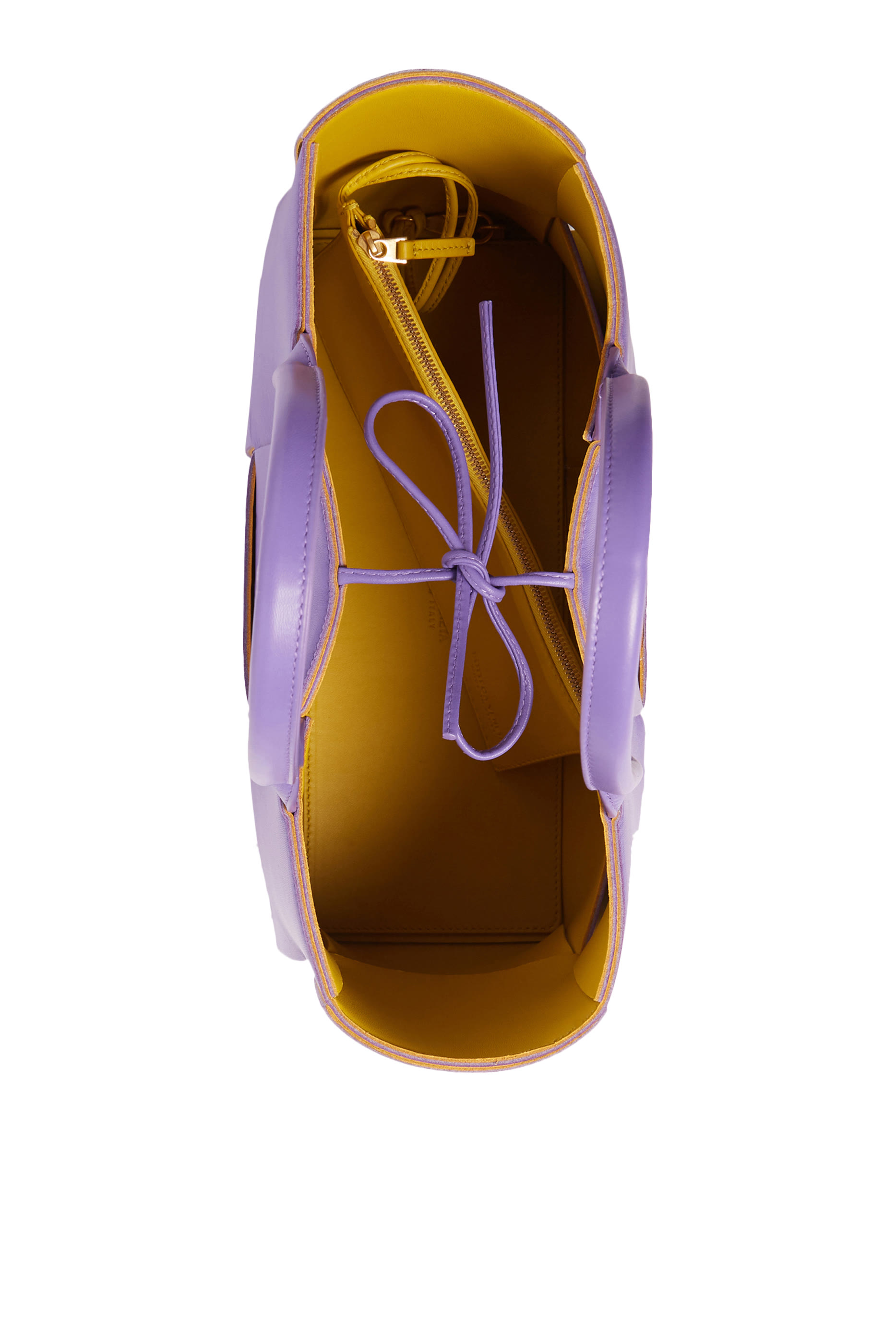 حقيبة يد أكرو صغيرة