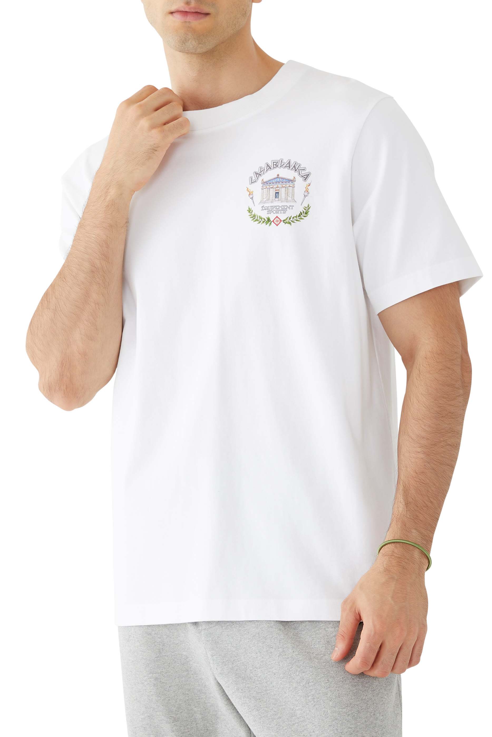 تيشيرت بشعار الماركة