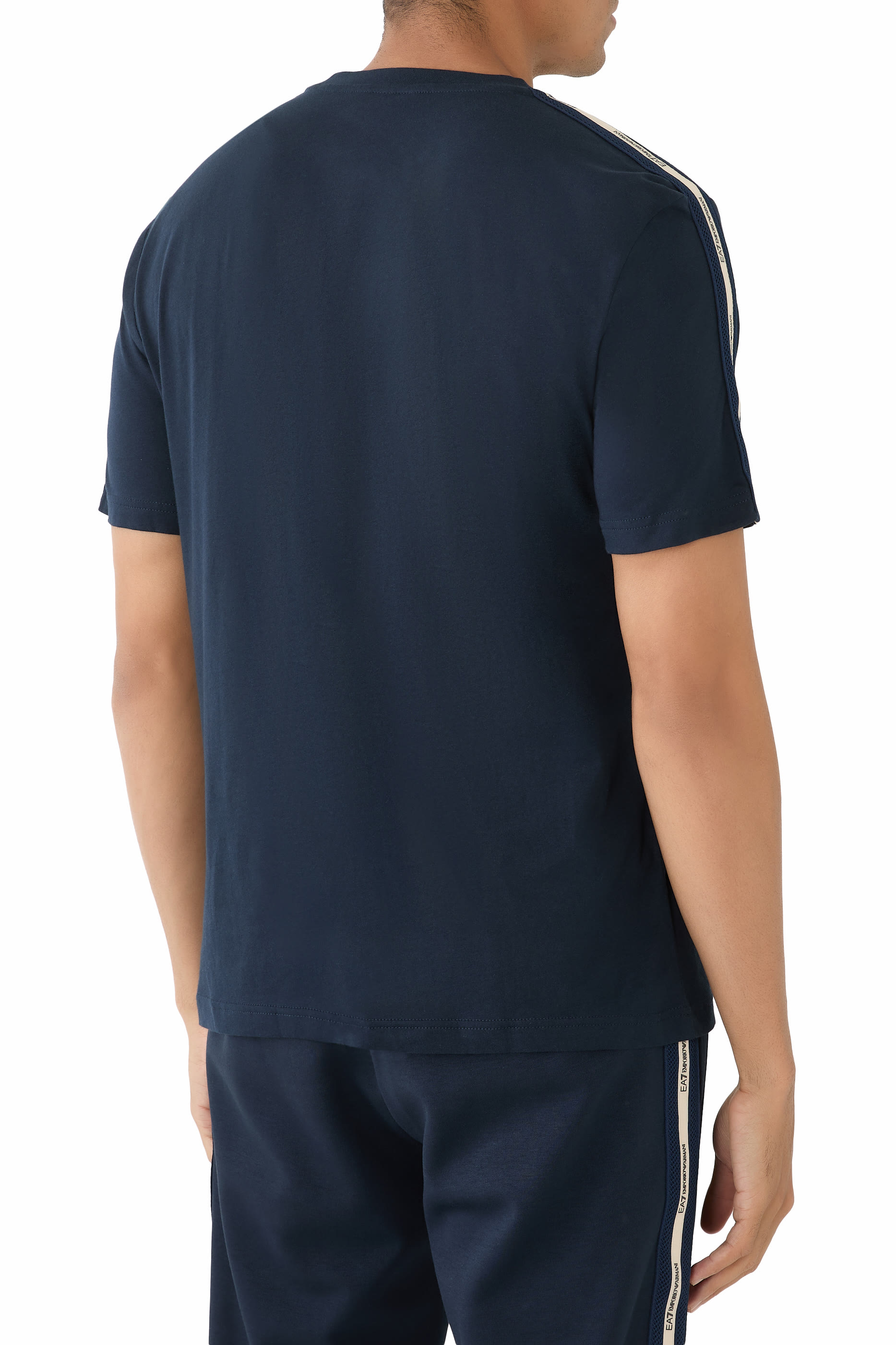 تيشيرت بشعار الماركة