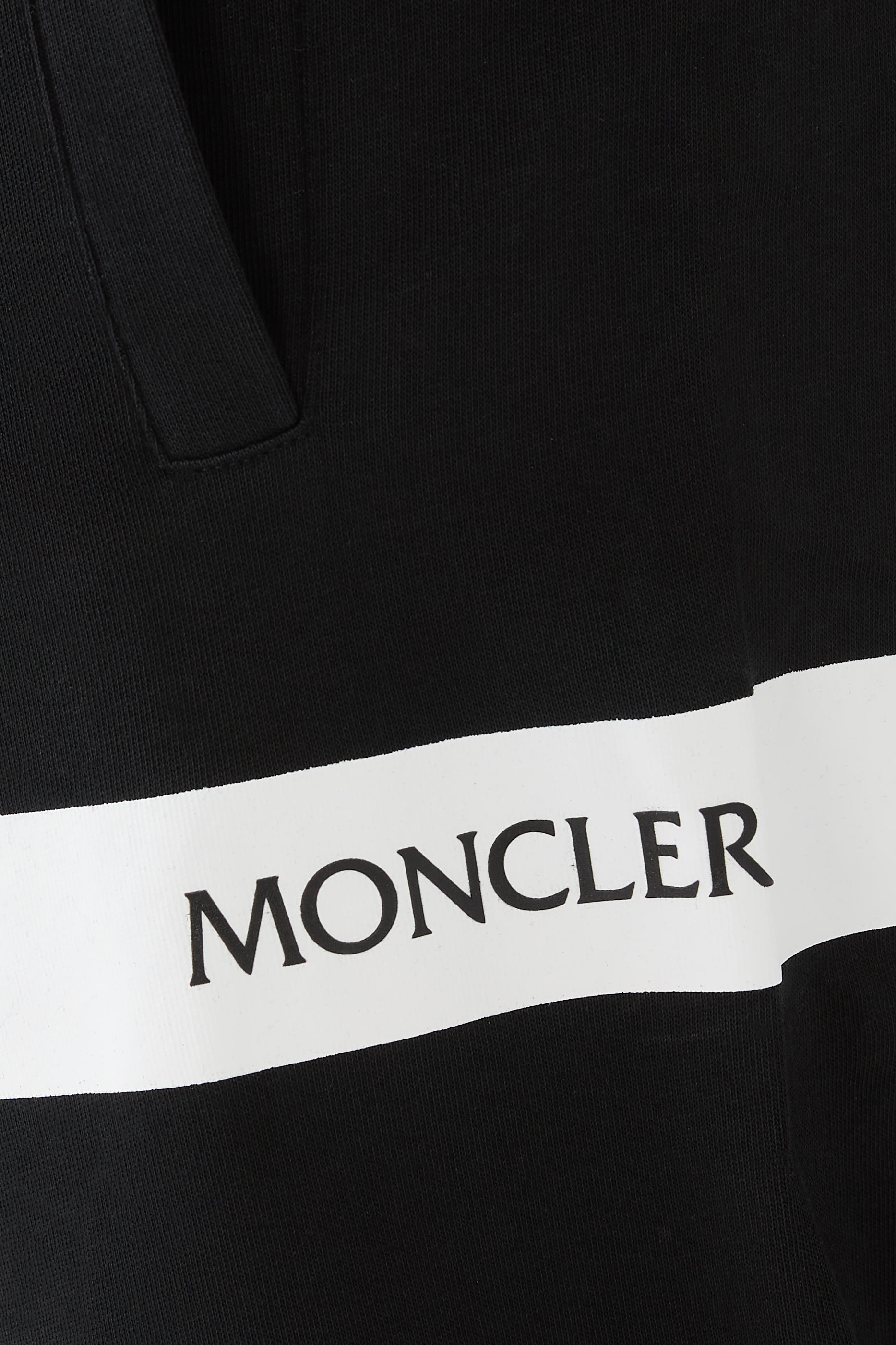 بنطال رياضي بملصق شعار الماركة