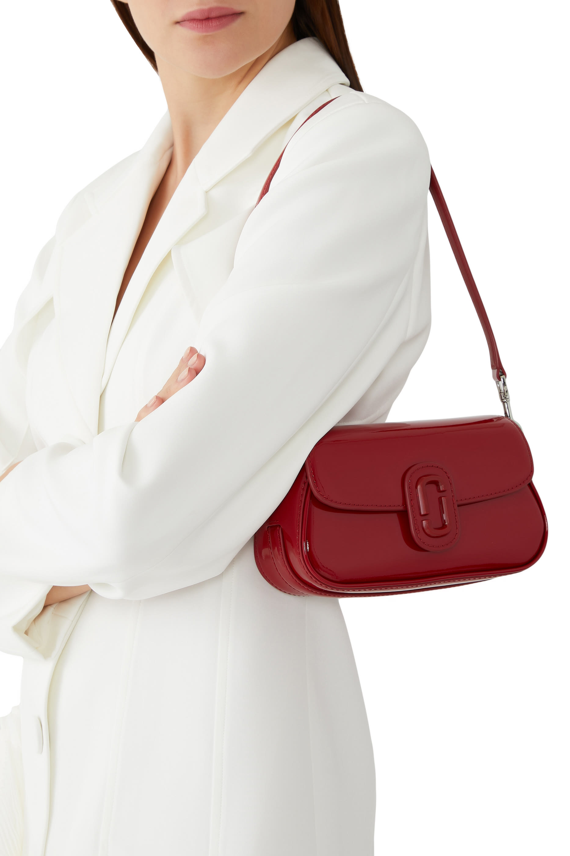 حقيبة كتف صغيرة