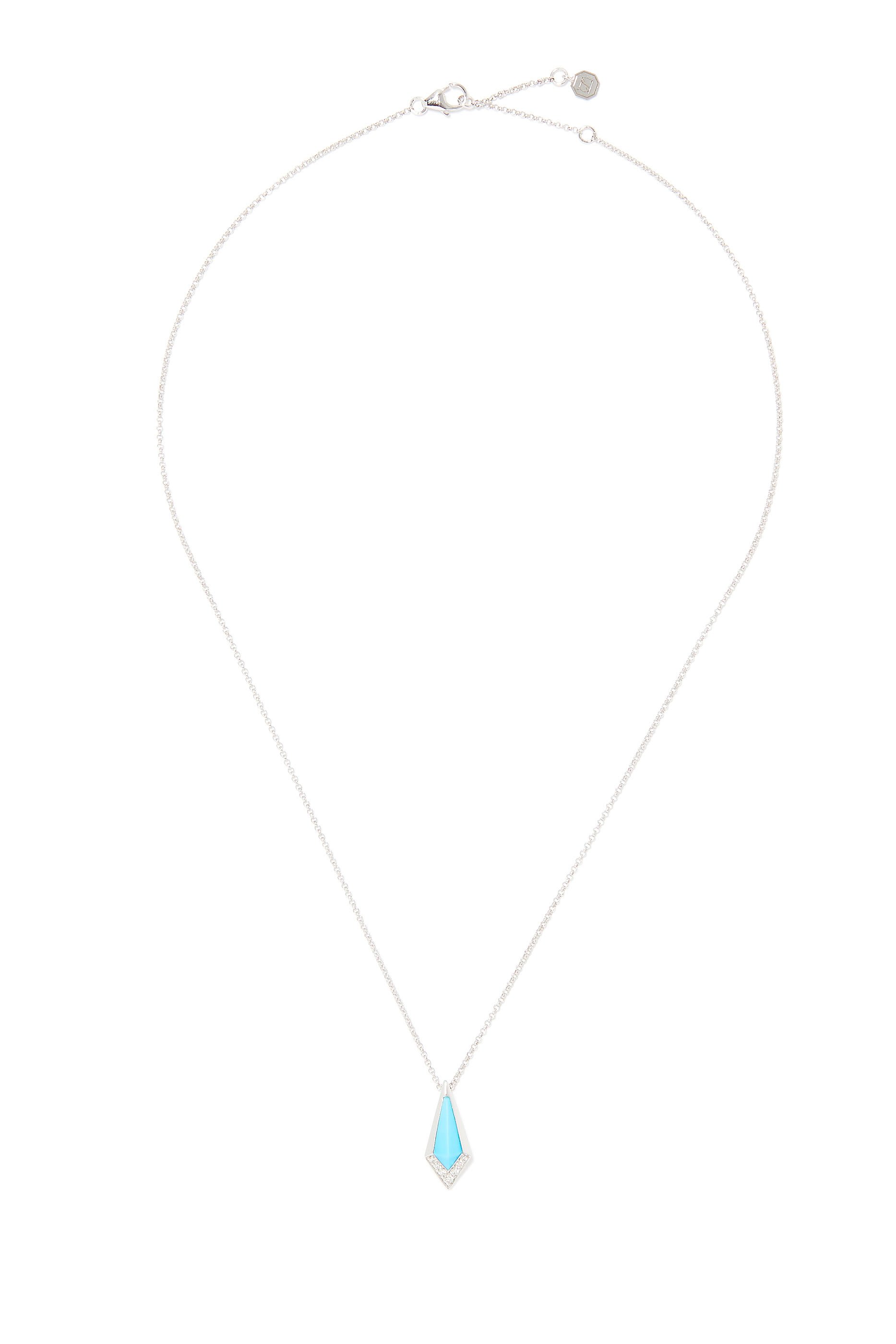 قلادة مرصعة بفيروز