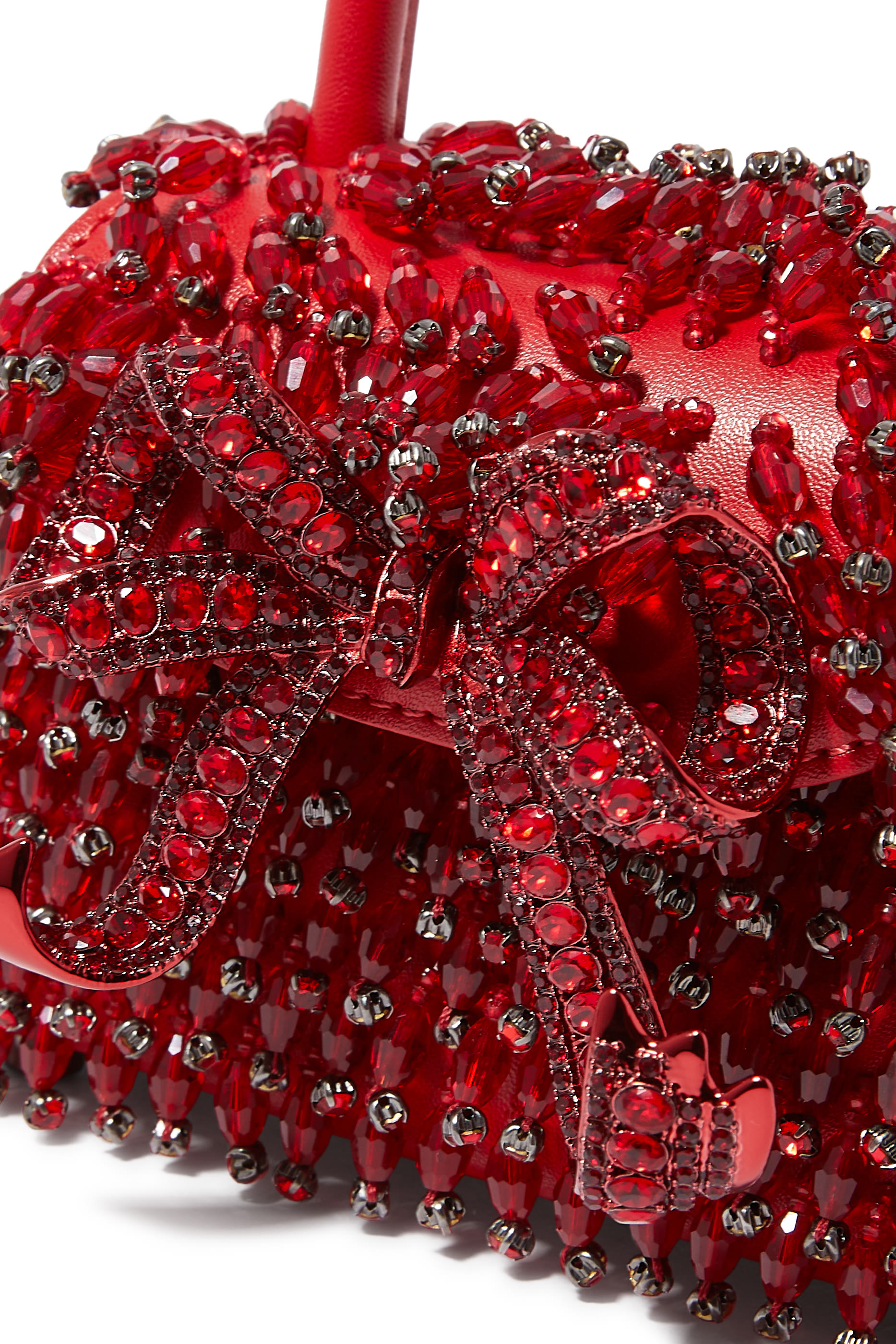 حقيبة مزينة بفيونكة صغيرة