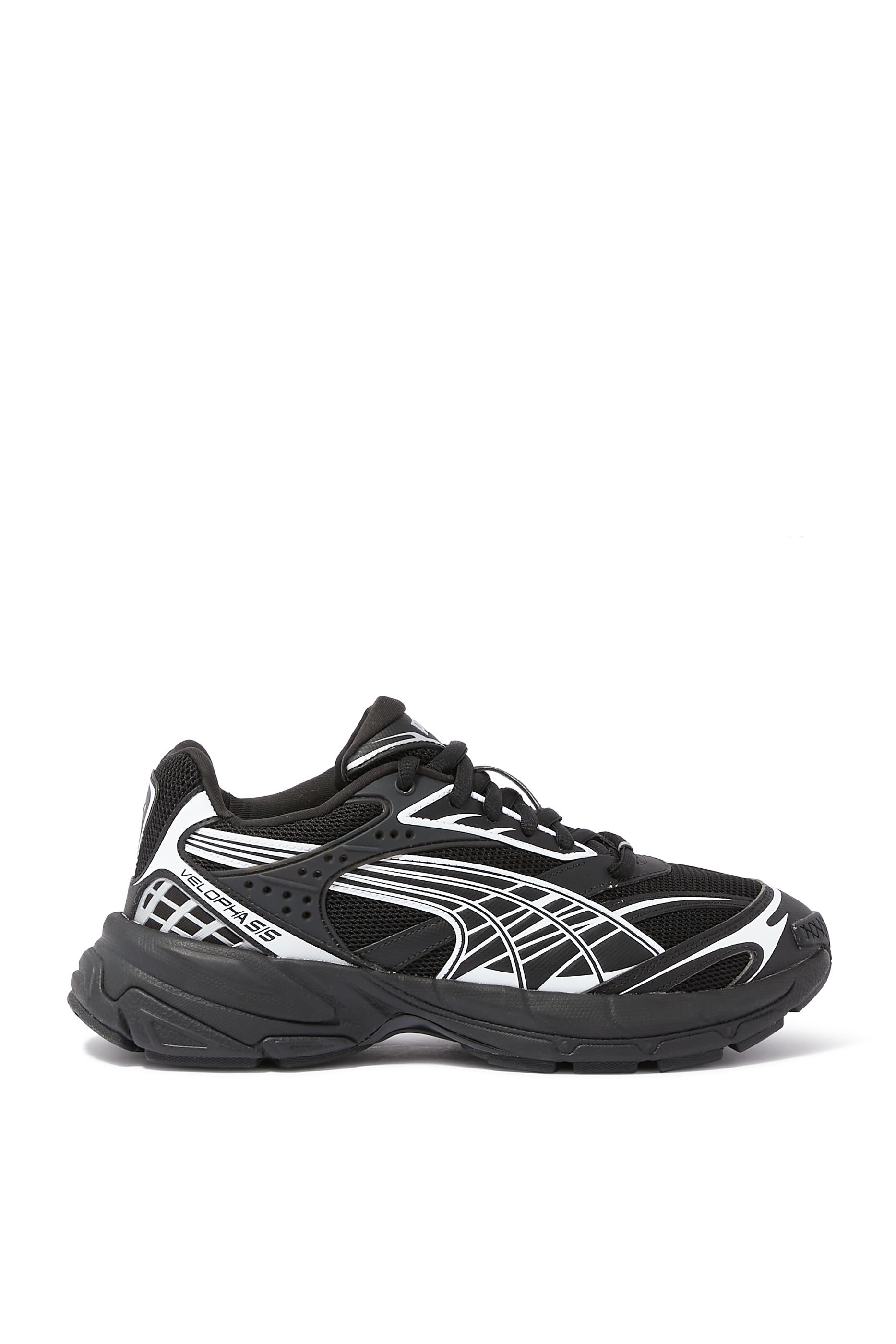 سنيكرز فيلوفسيس أولويز أون للجري