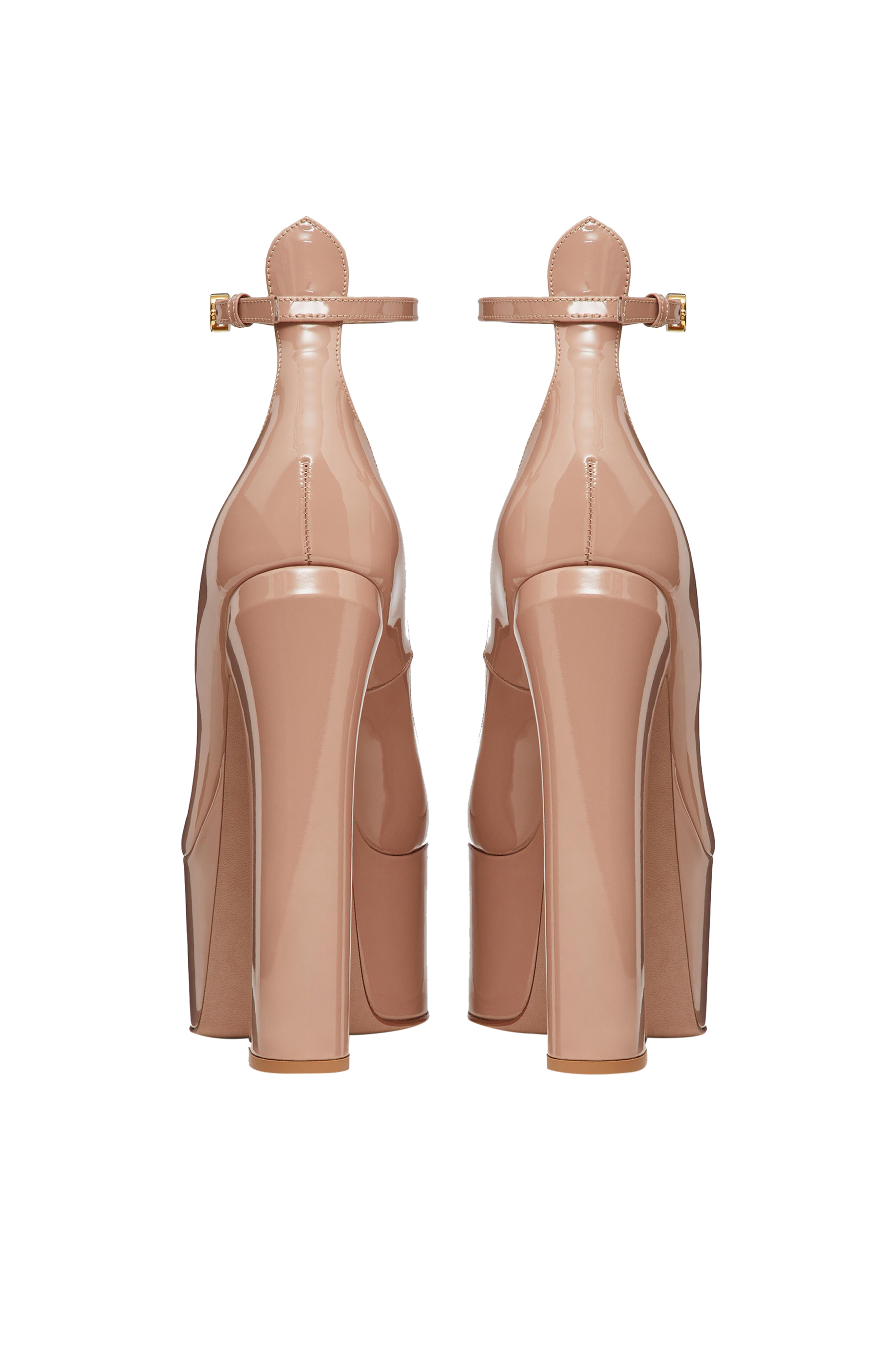 حذاء كلاسيك فالنتينو جارافاني بنعل سميك