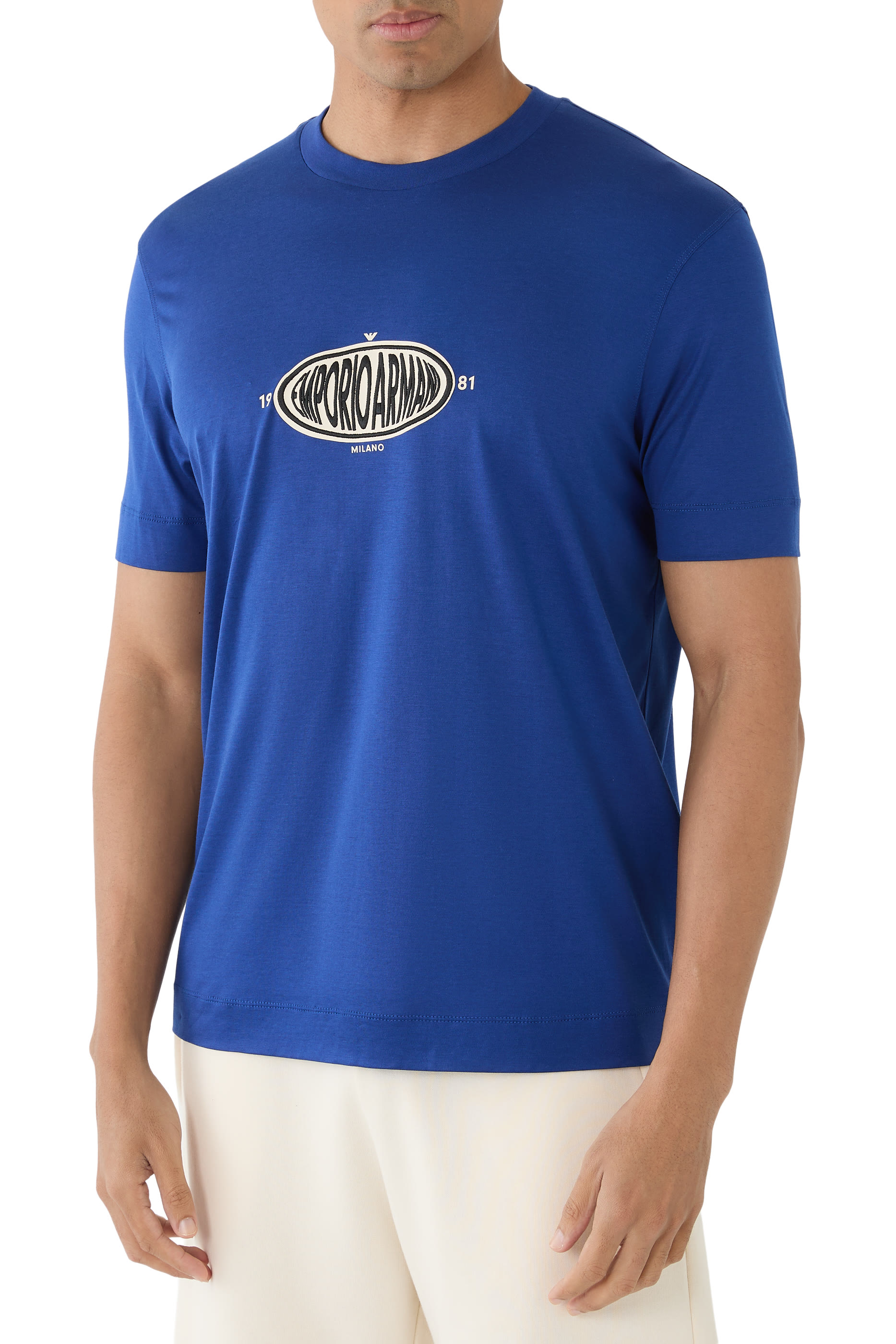 تيشيرت برقعة شعار الماركة