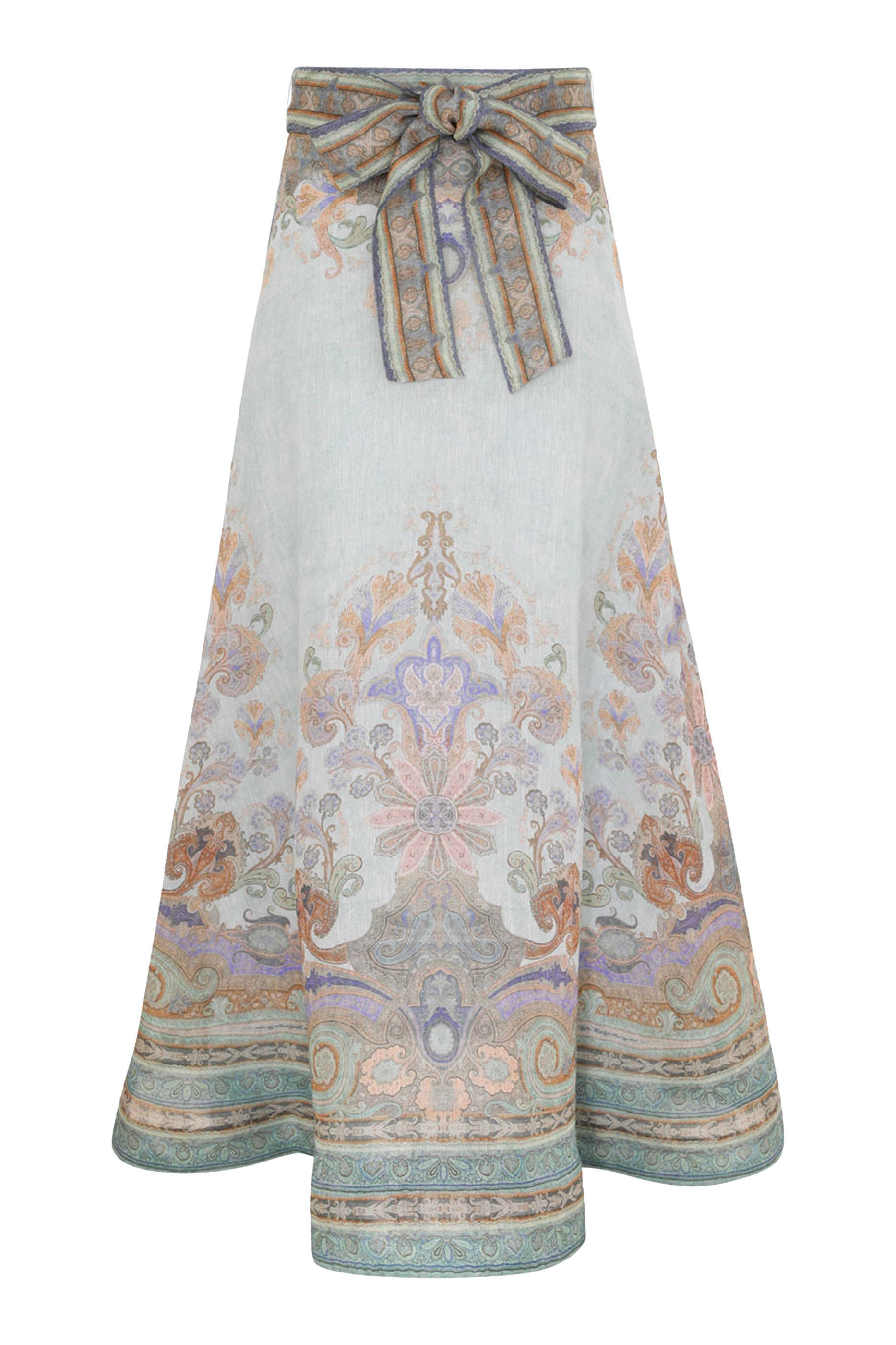 تنورة غيدن طويلة