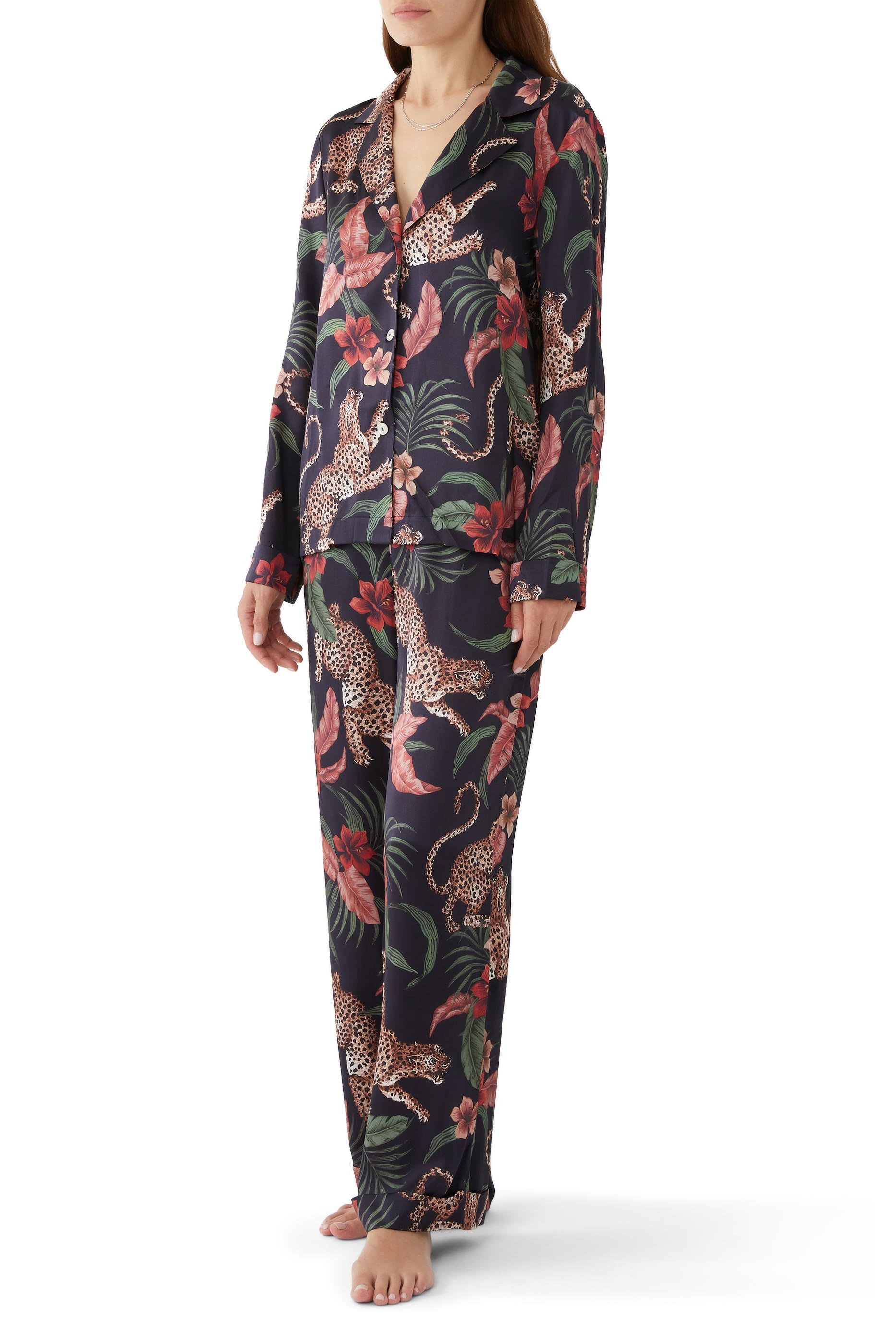 طقم بيجامة سوليا بطبعة ليوبارد