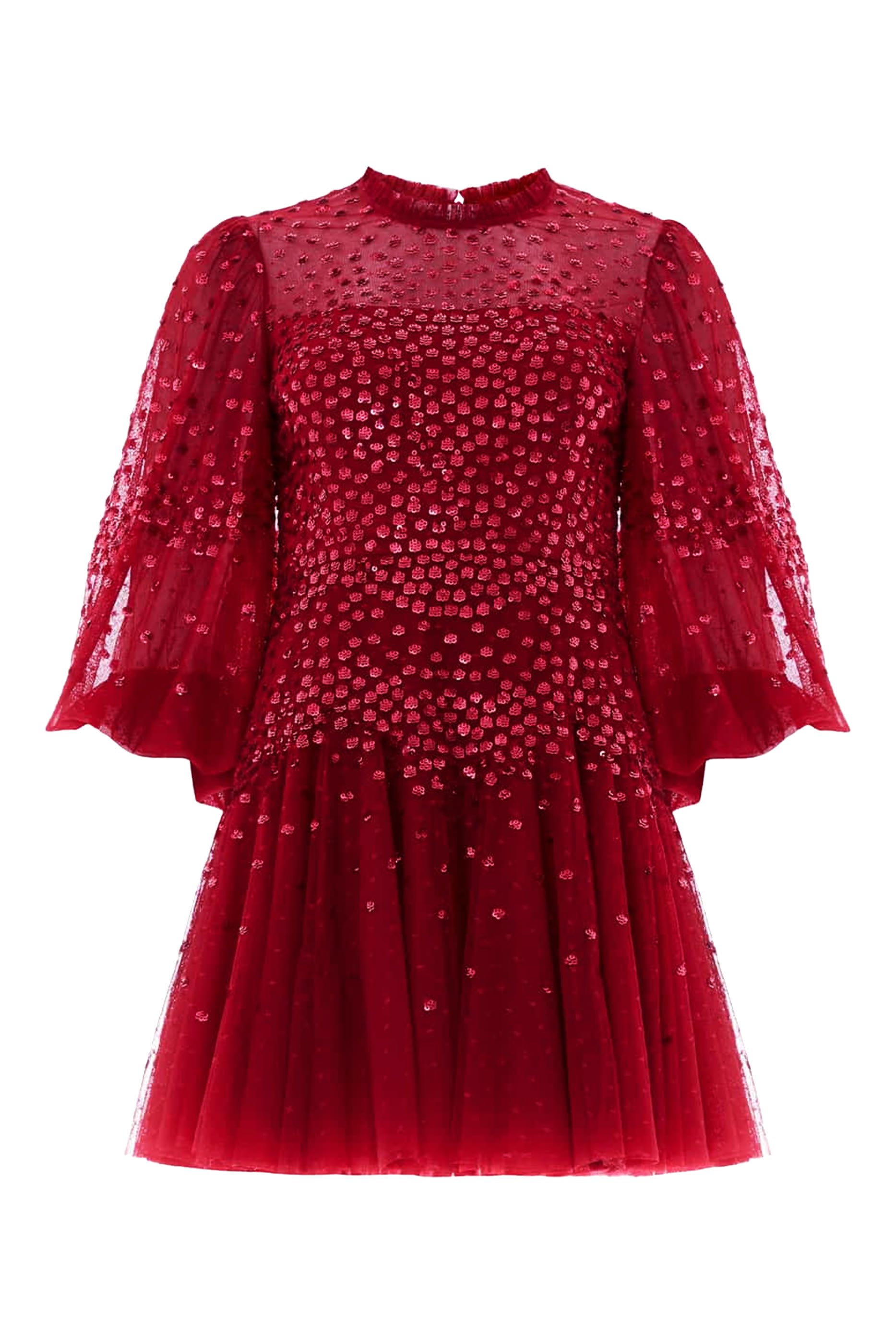 فستان قصير بياقة مستديرة صدفية وتطريزات بترتر