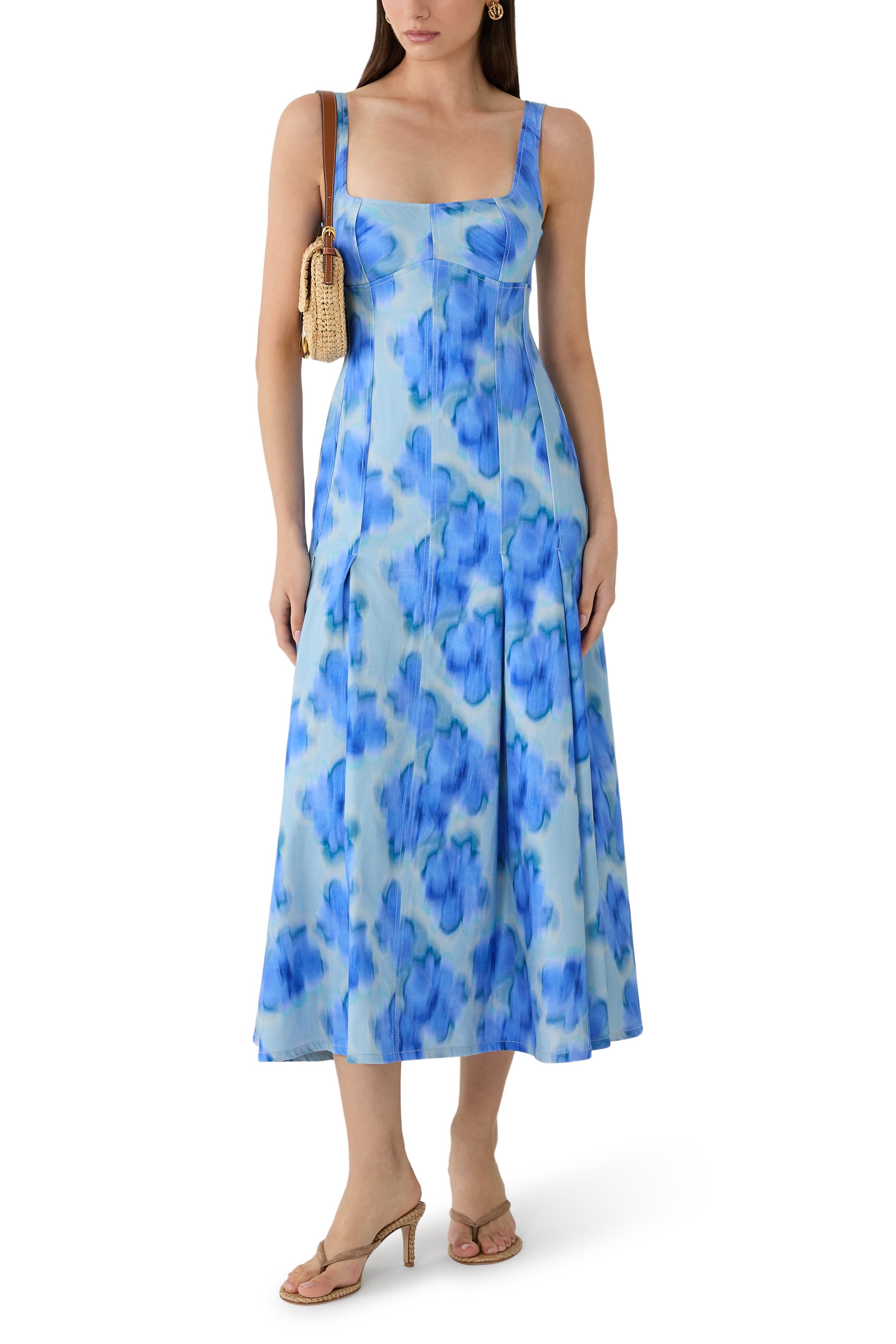 فستان تشارلي متوسط الطول بطيات