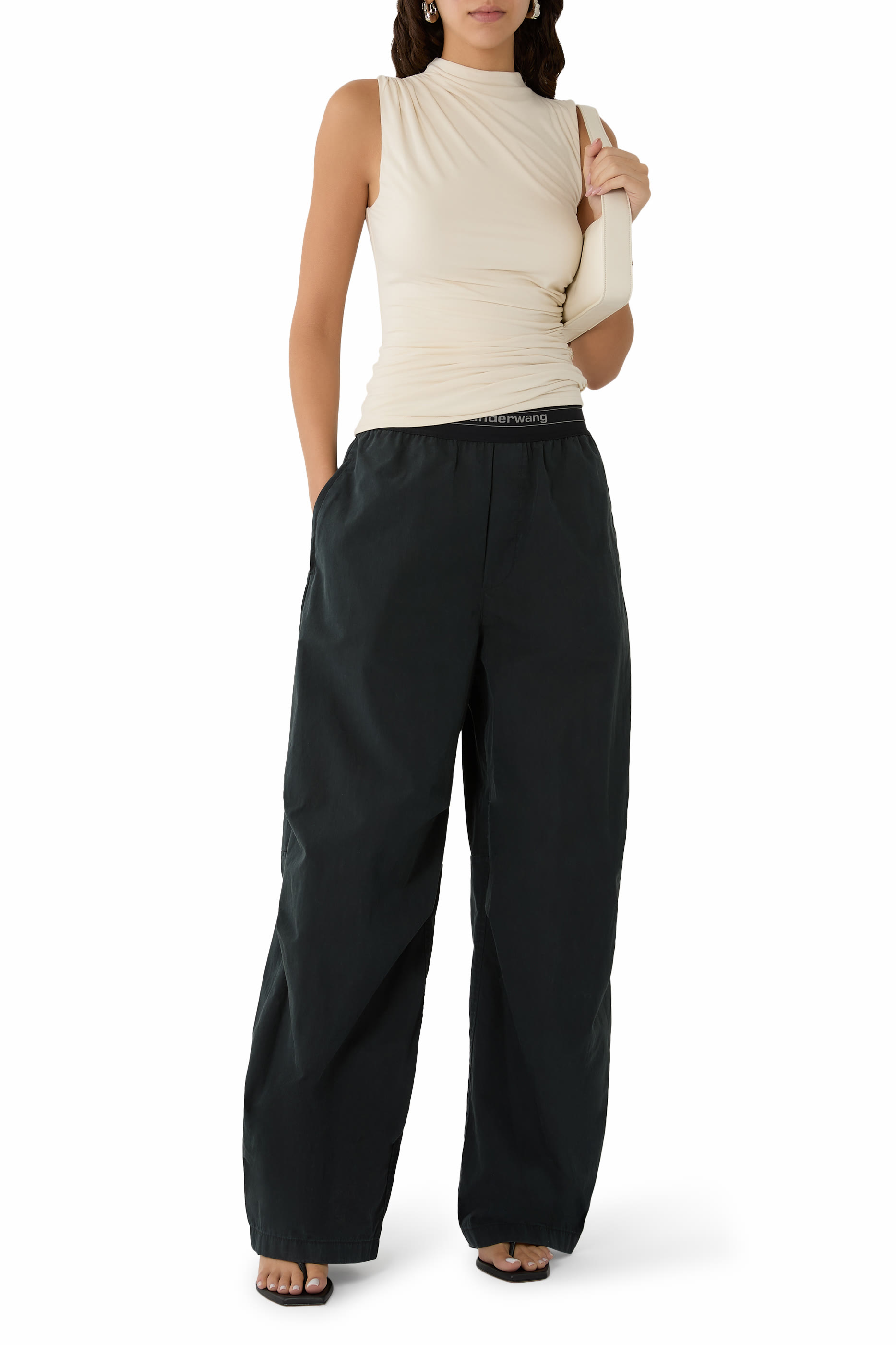 بنطال تشينو أريتوكليتد