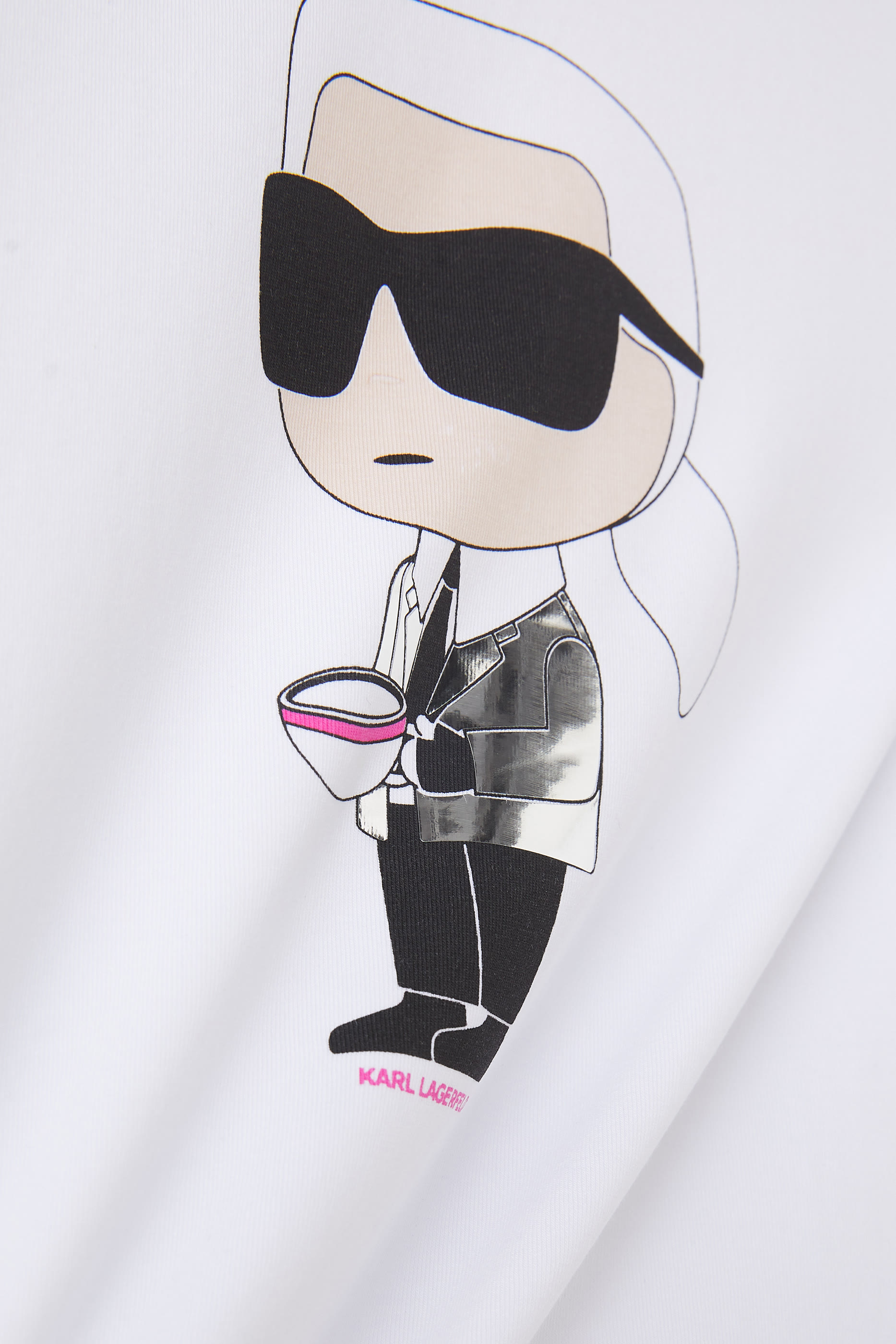 تيشيرت ايكون للأطفال