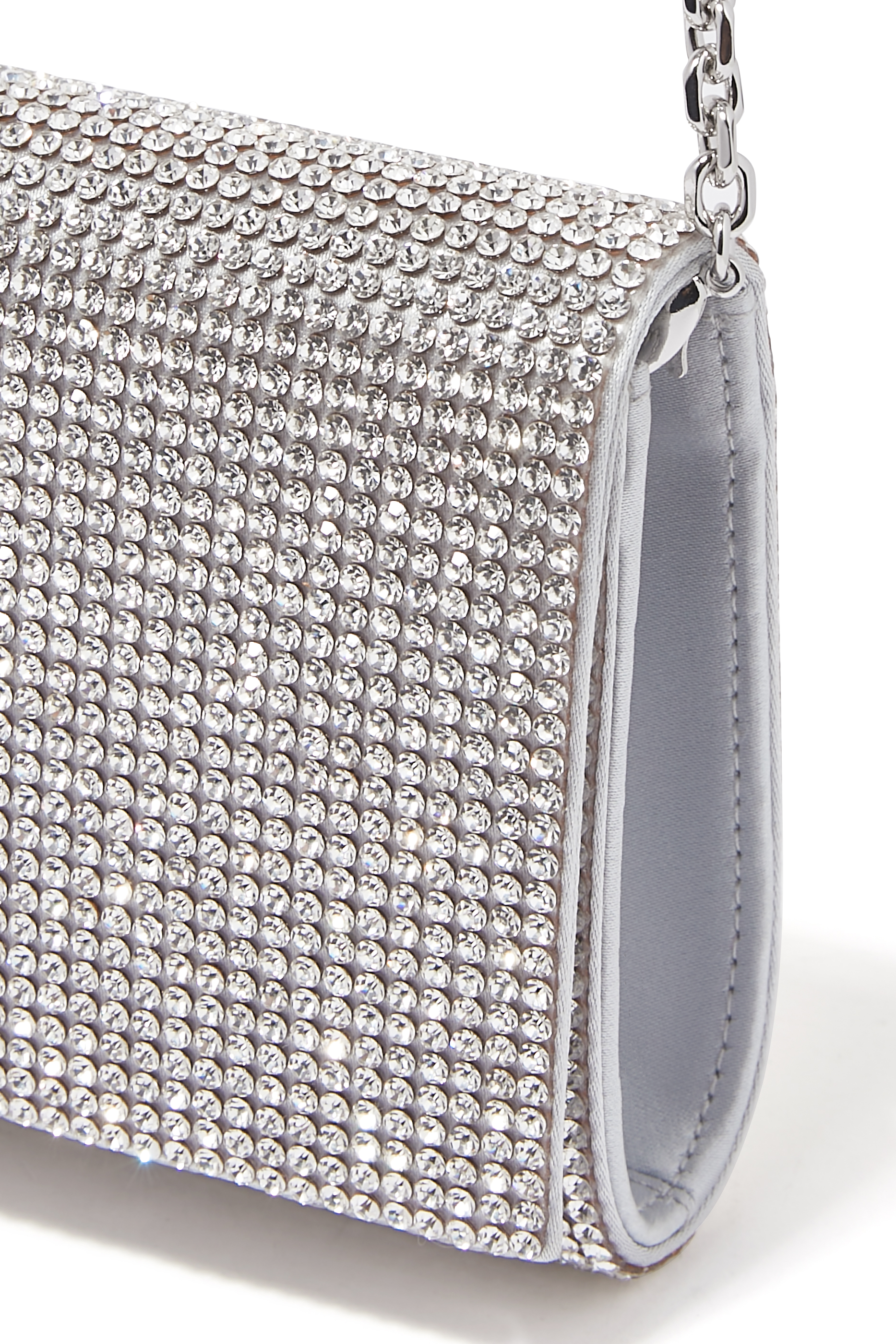 كلاتش مرصع بالكريستال