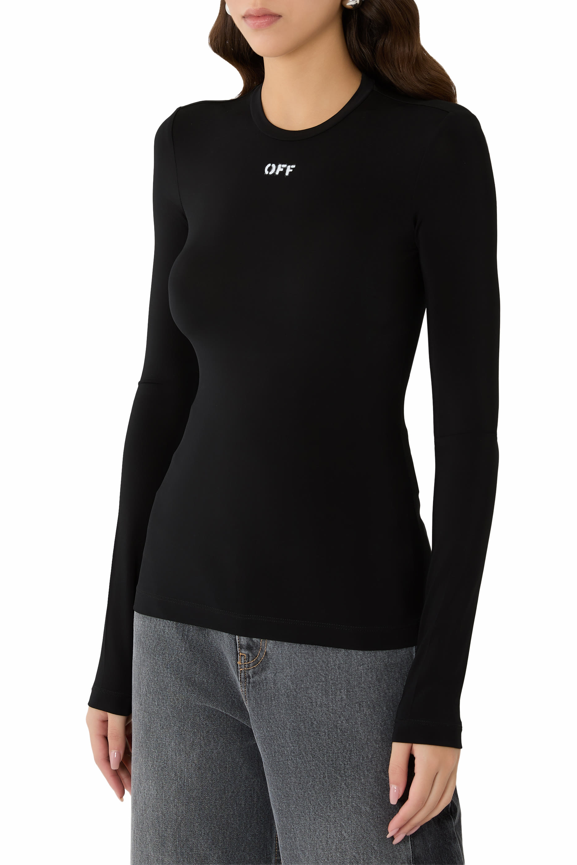 بلوزة بتصميم سيك سكين وأكمام طويلة مزينة بشعار الماركة