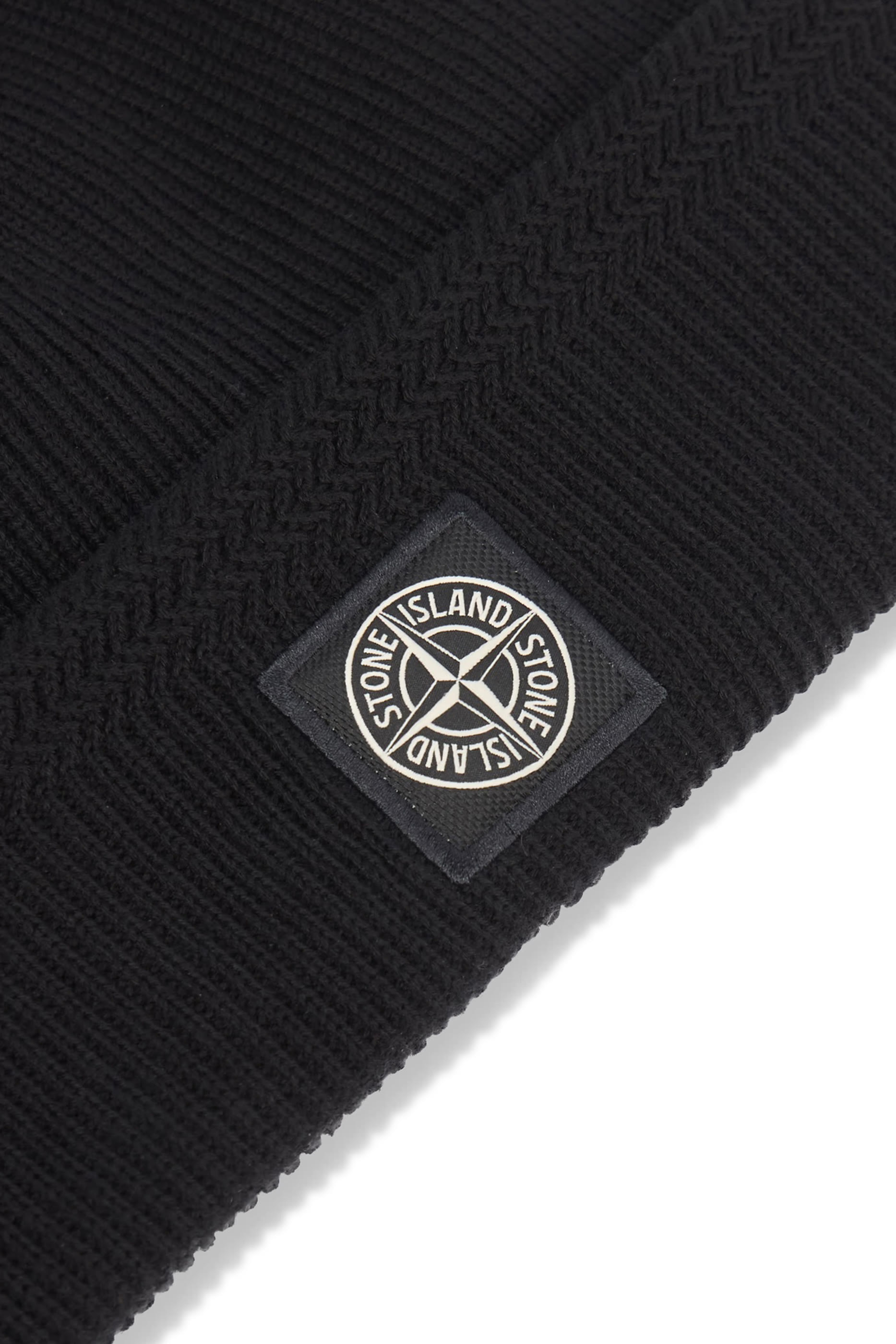 قبعة بيني بشعار الماركة