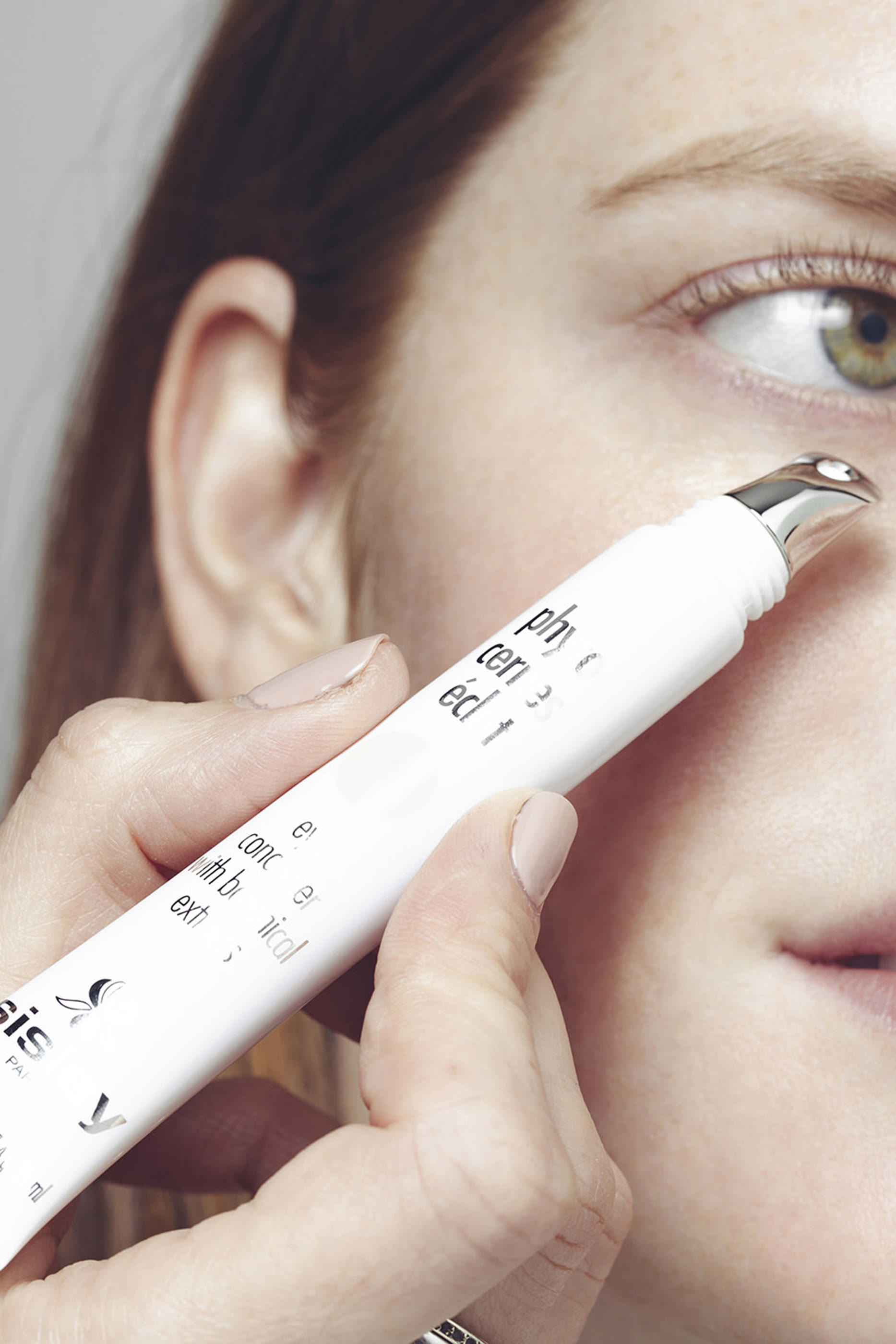 خافي عيوب البشرة فيتو سيرنز إيكلات