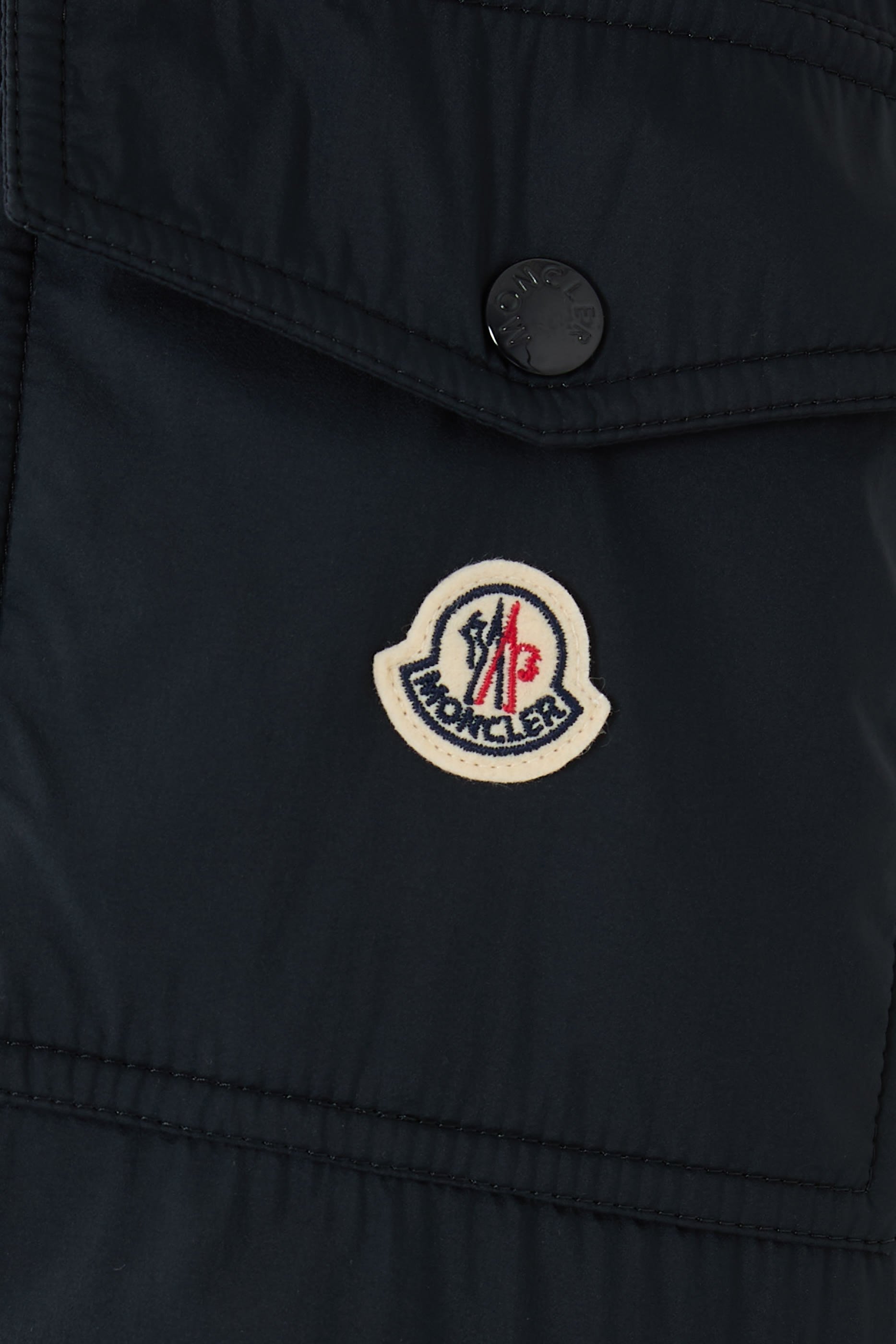 جاكيت بريزيس قصير مبطن