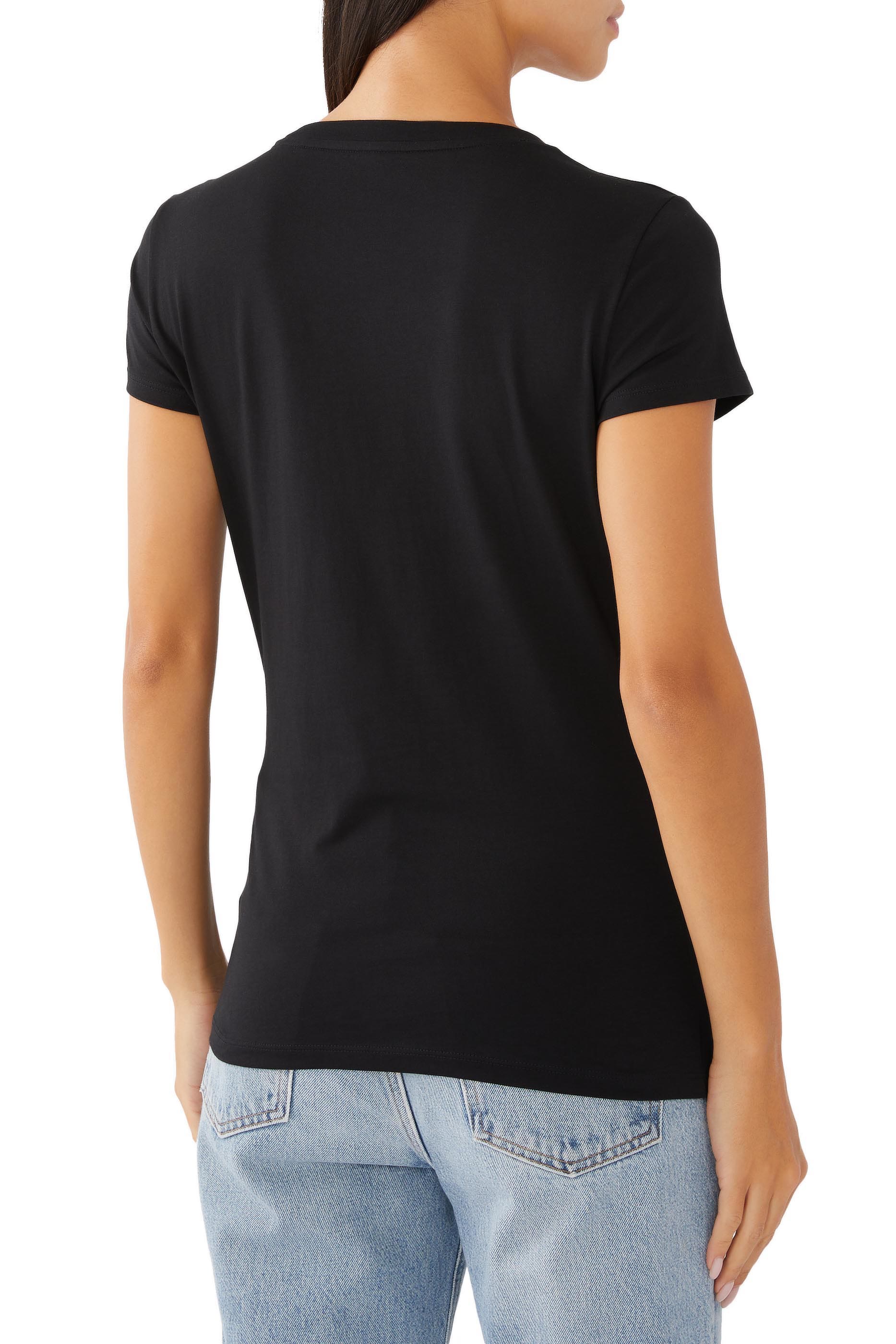 تيشيرت بشعار الماركة قطن