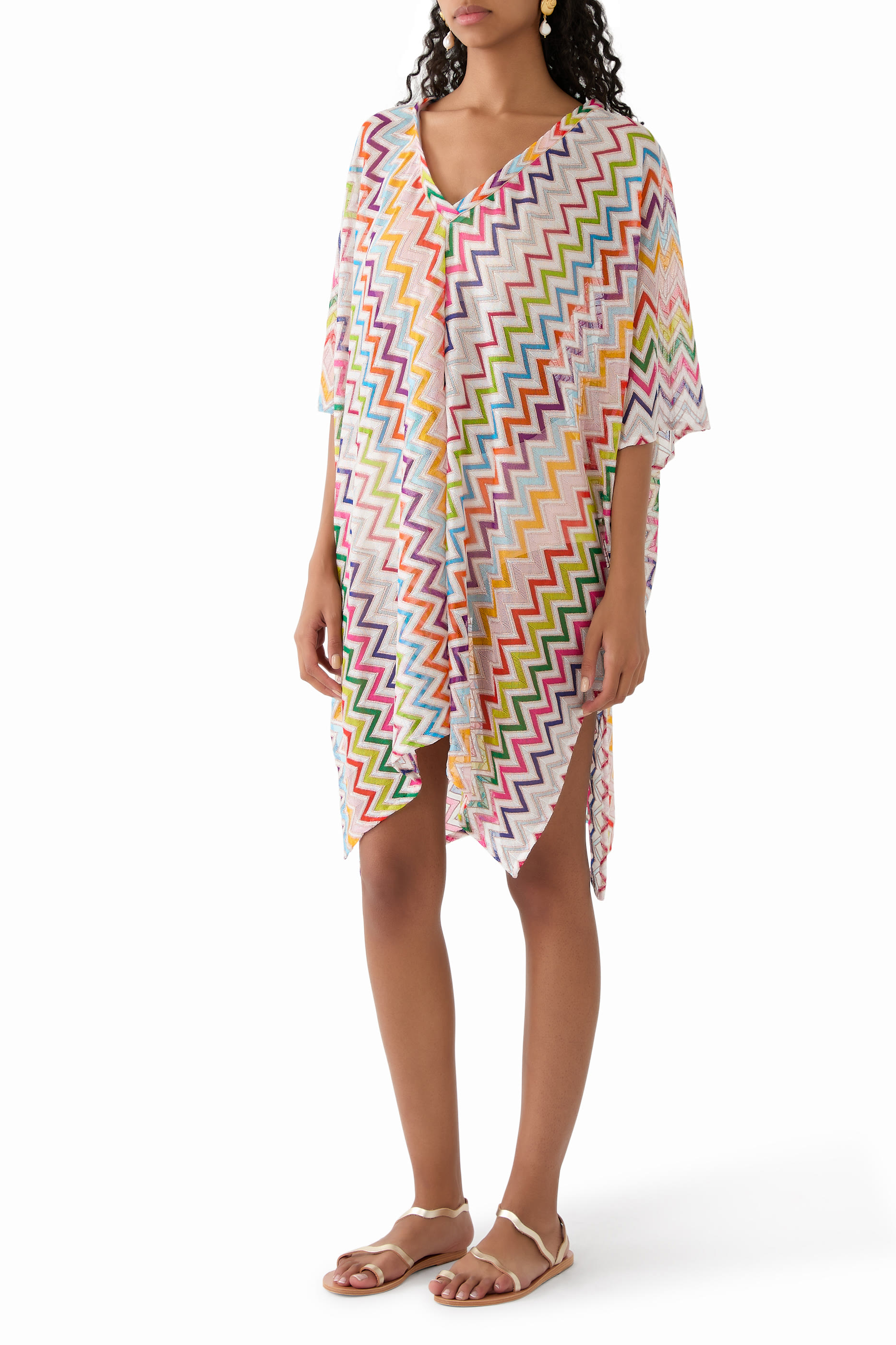 فستان قصير شبه شفاف للشاطئ