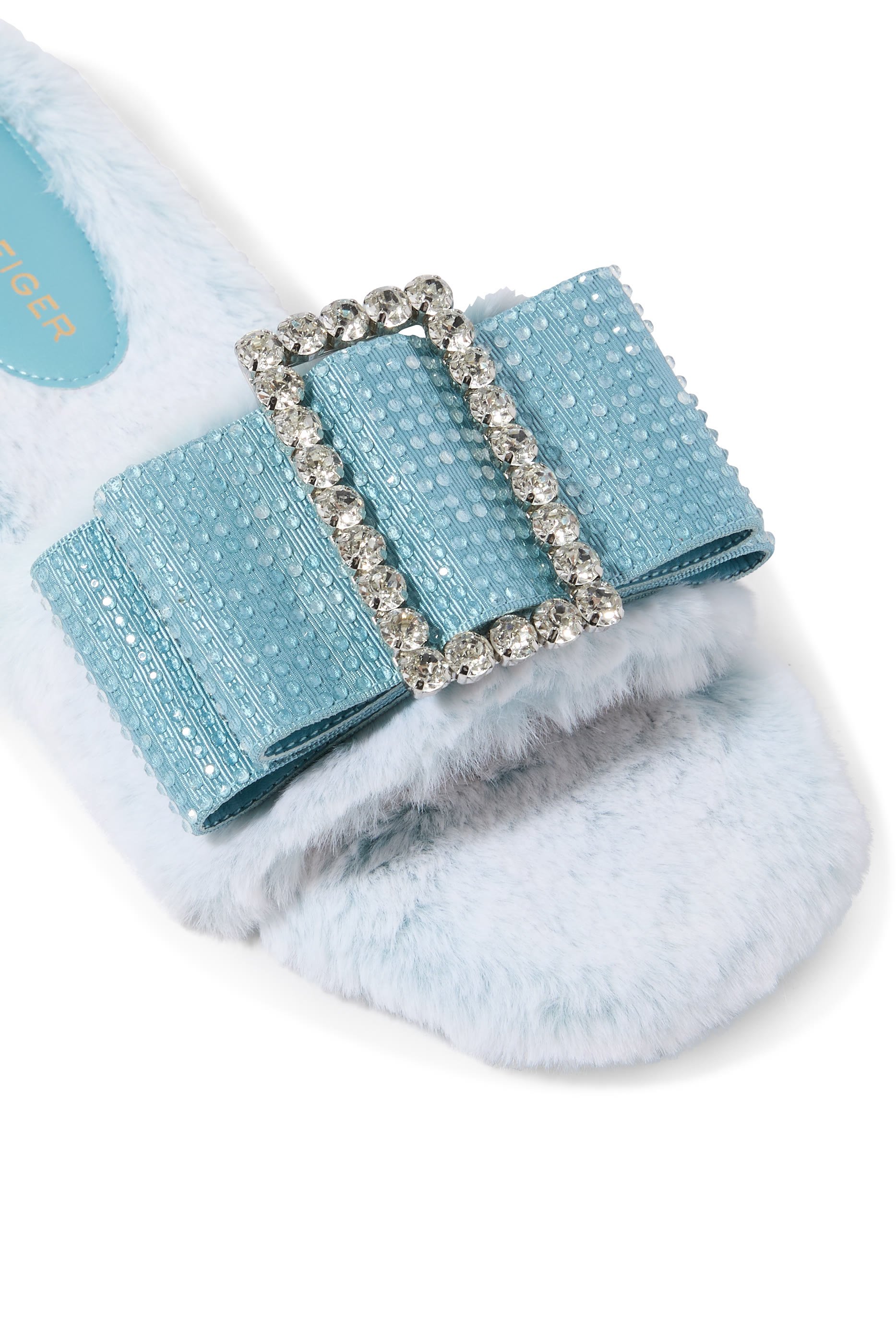 حذاء بالرينا كوزي خفيف مزين بفيونكة