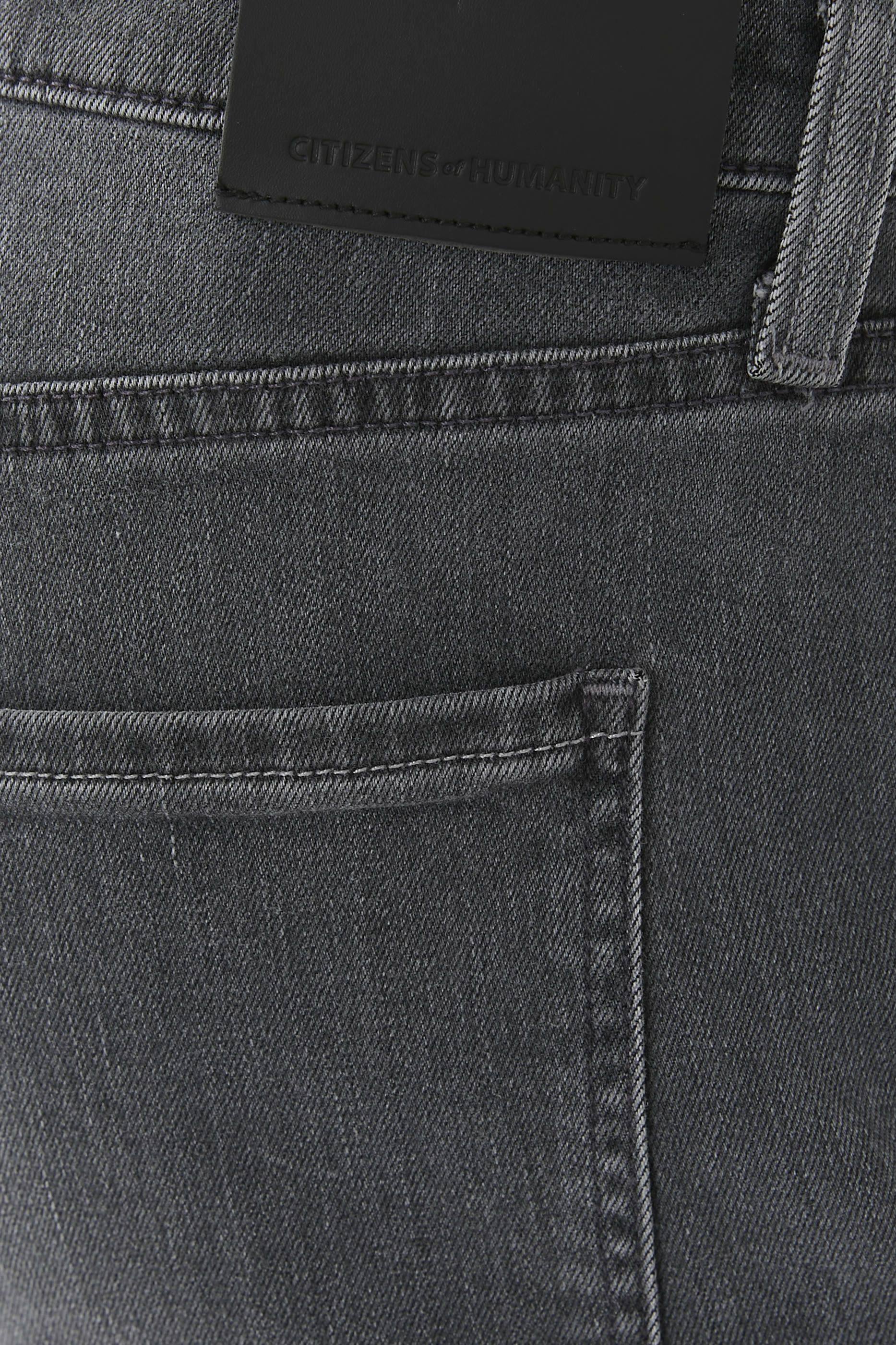 بنطال جينز ادلر كلاسيكي بقصة مدببة