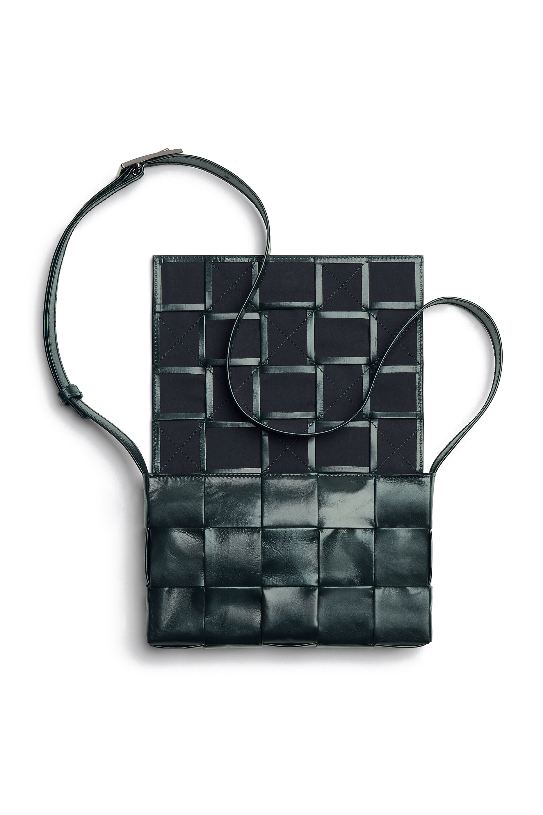 حقيبة خصر كاسيت