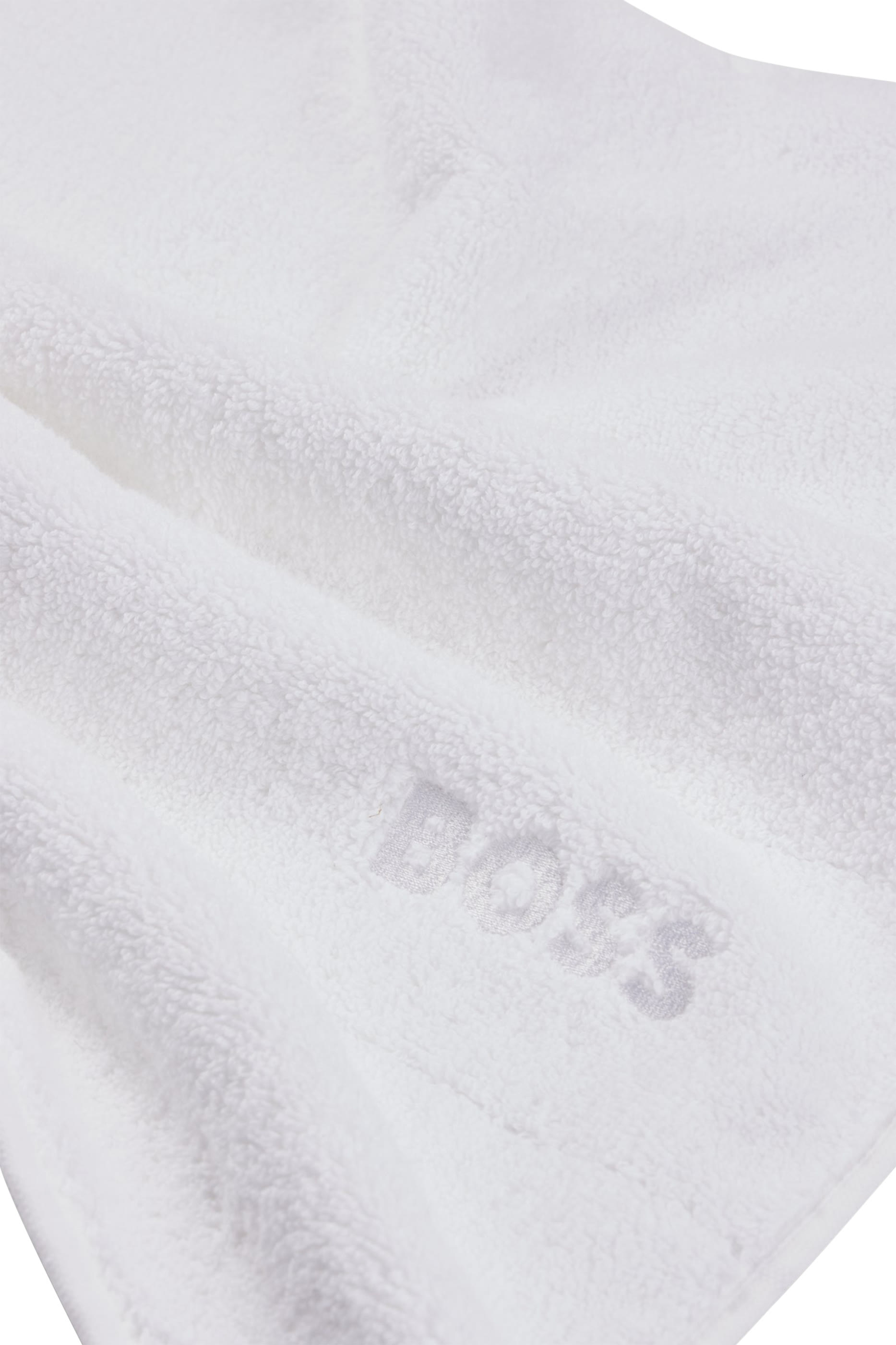 دواسة حمام بلون سادة