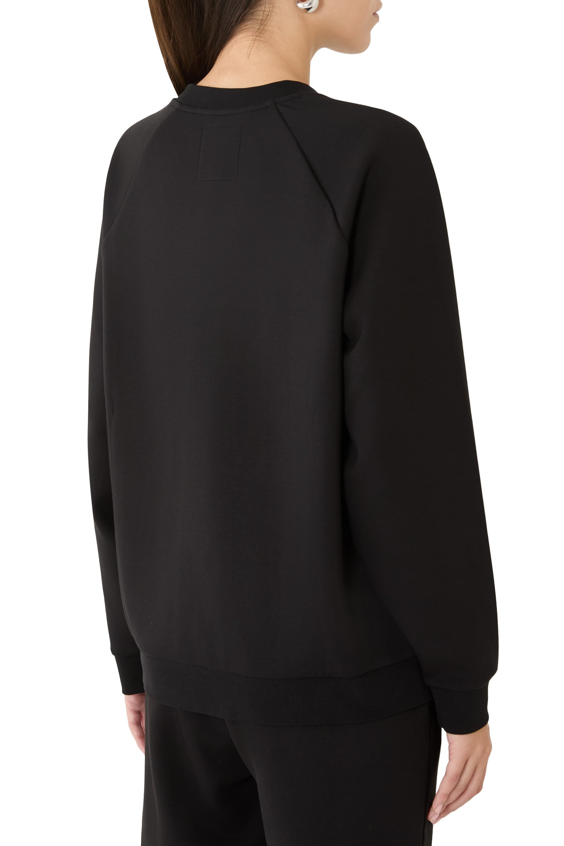 سويت شيرت بشعار الماركة