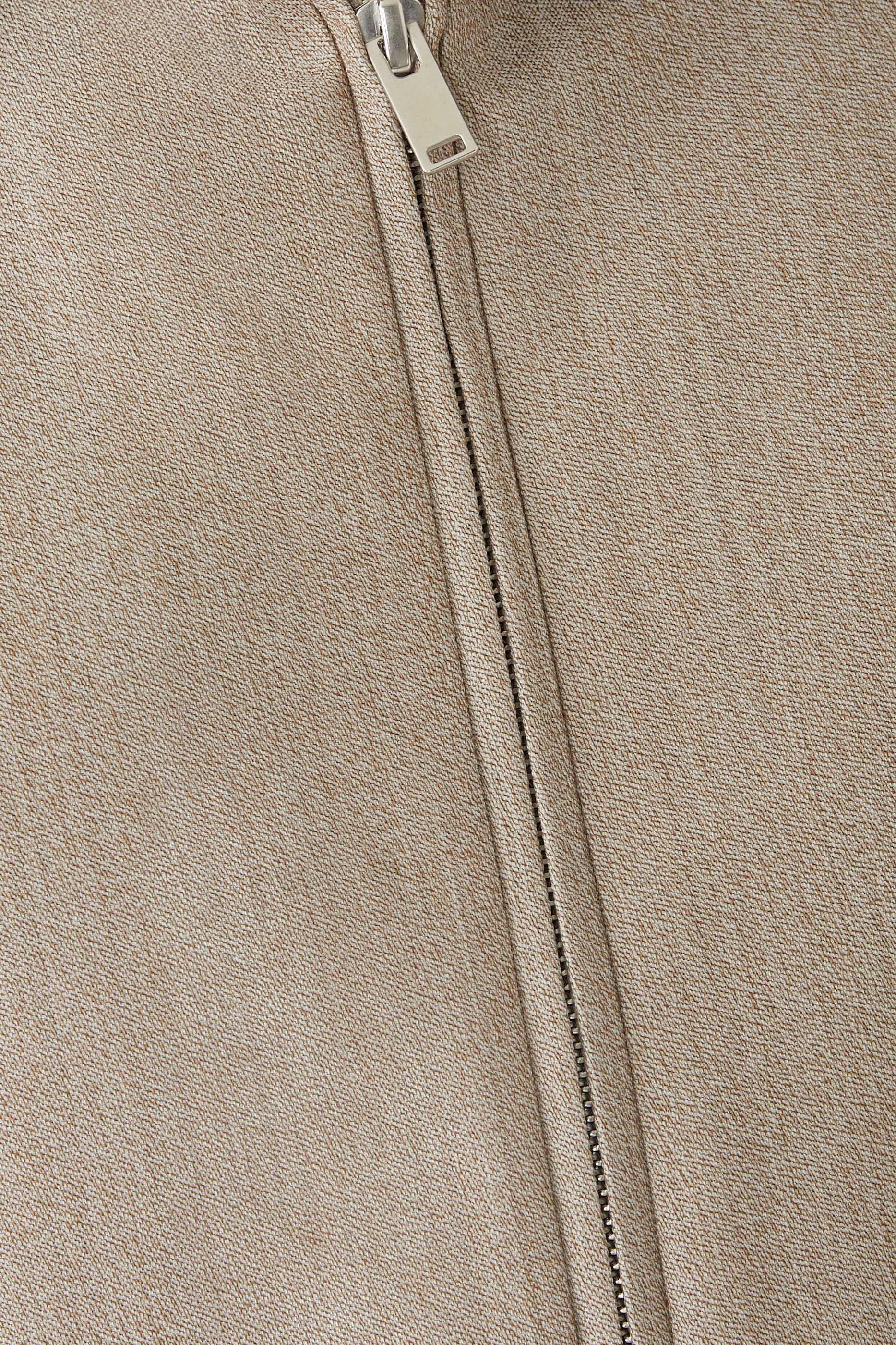 جاكيت مقاوم للريح صوف بكر