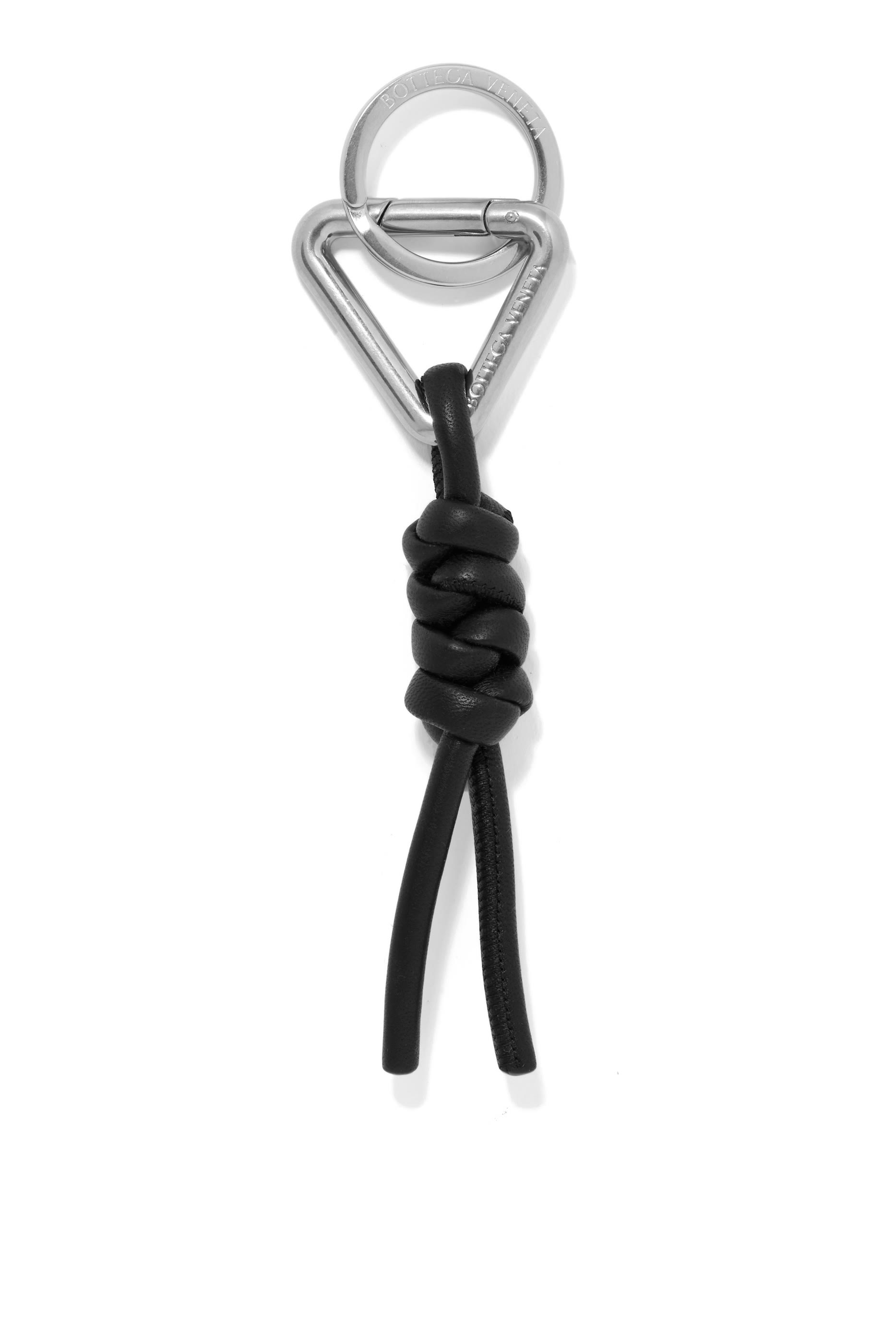 حلقة مفتاح بتصميم مثلث