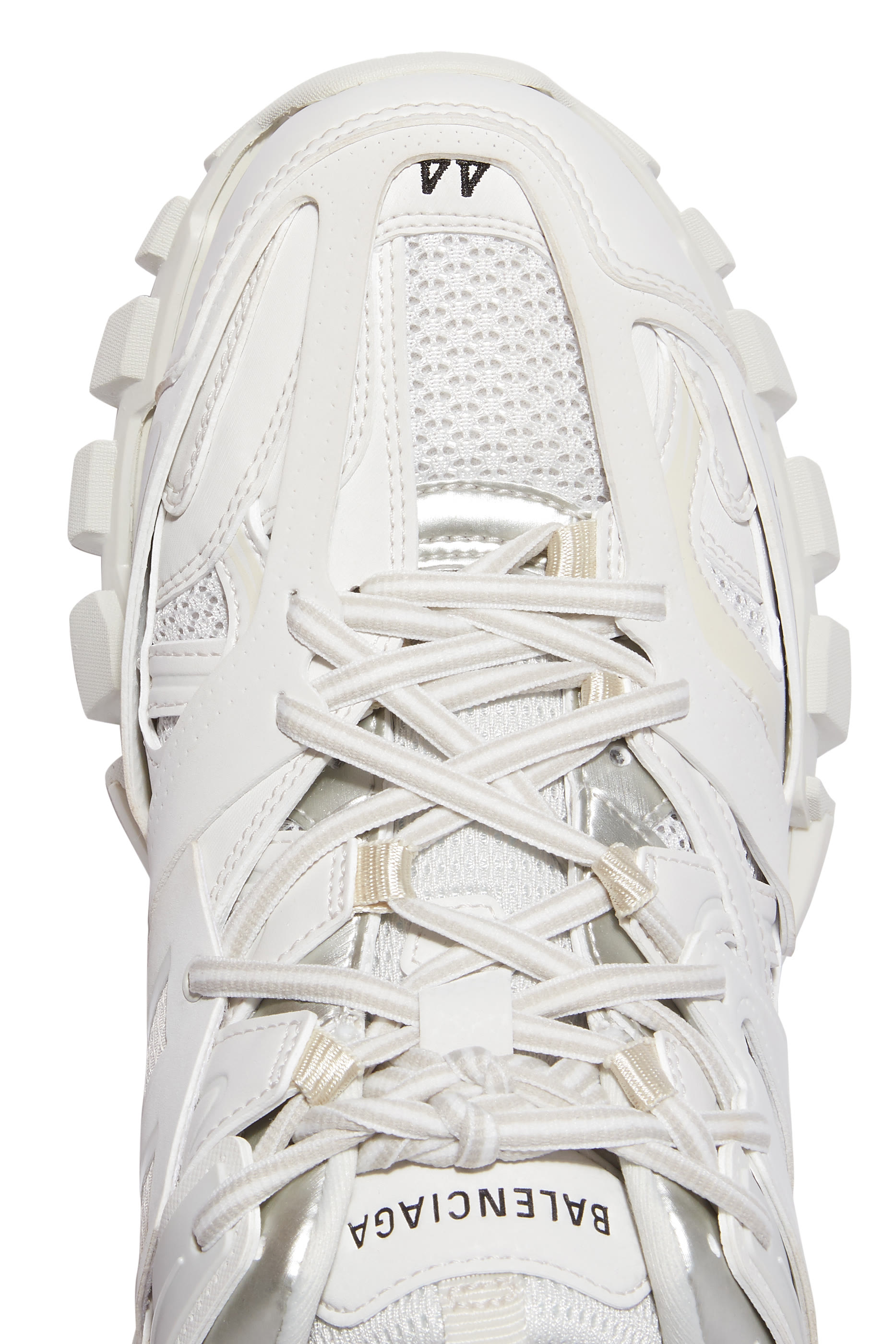 سنيكرز تراك