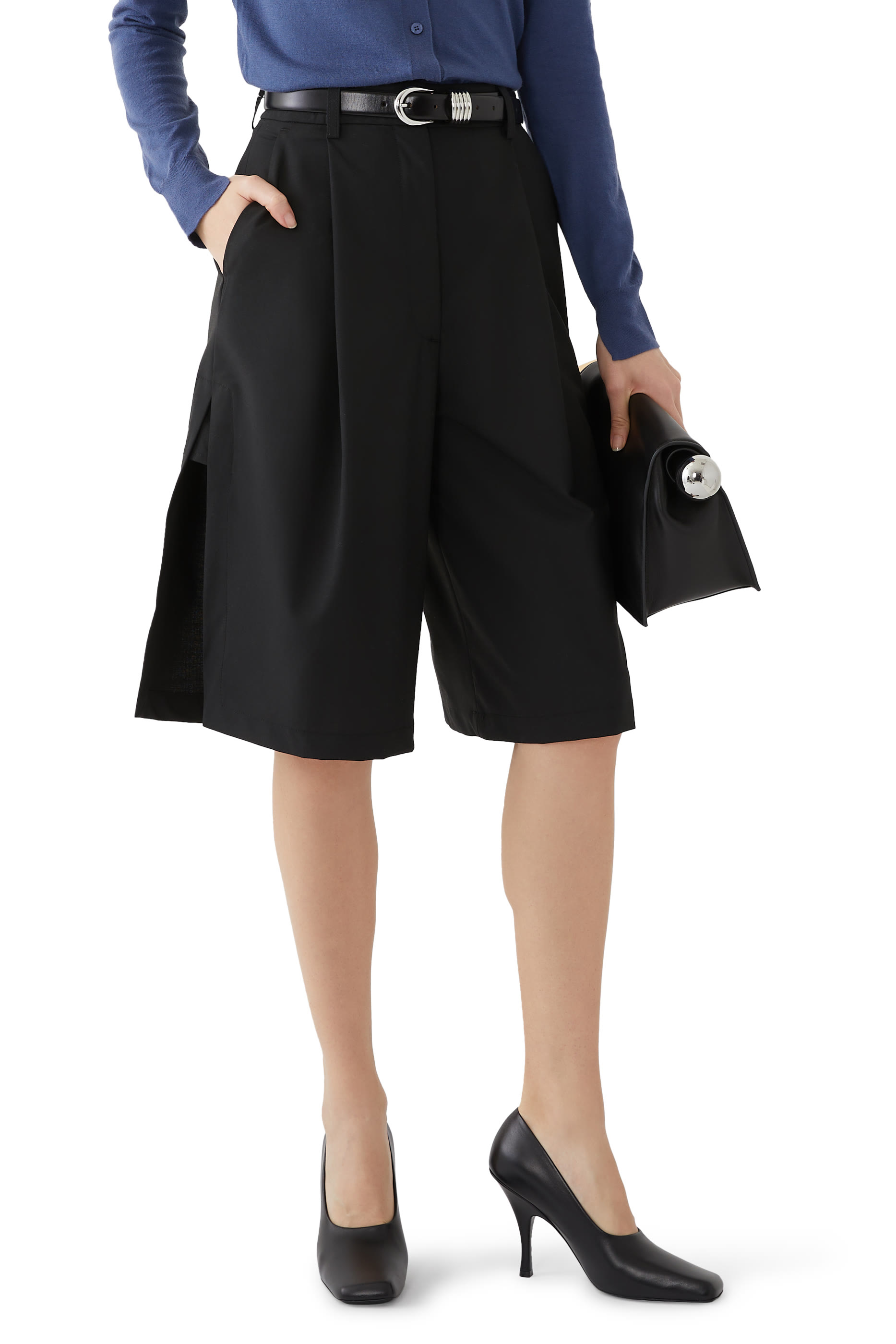 حذاء كلاسيكي إيفا 100 بمقدمة مربعة