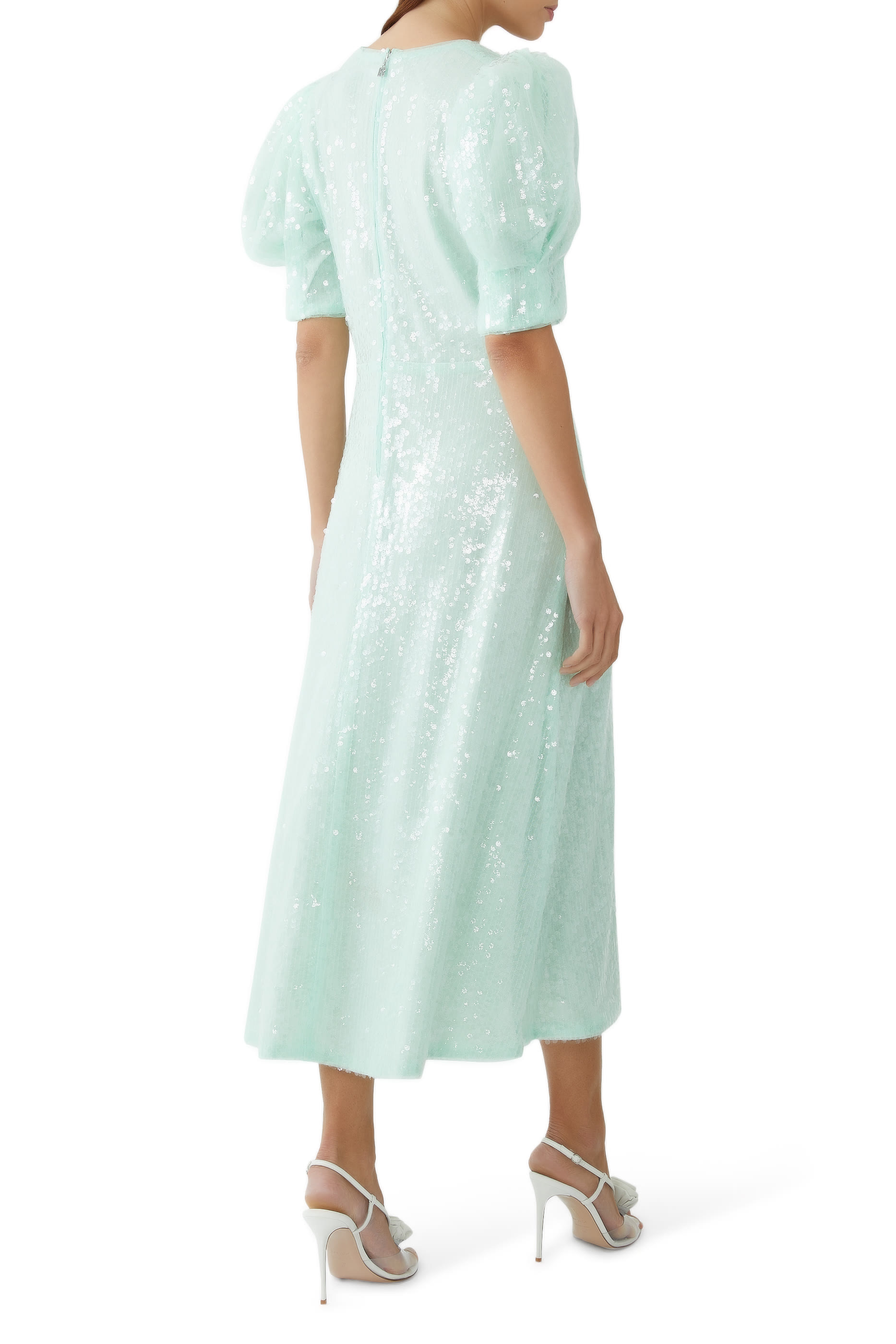 فستان متوسط الطول بياقة V وترتر