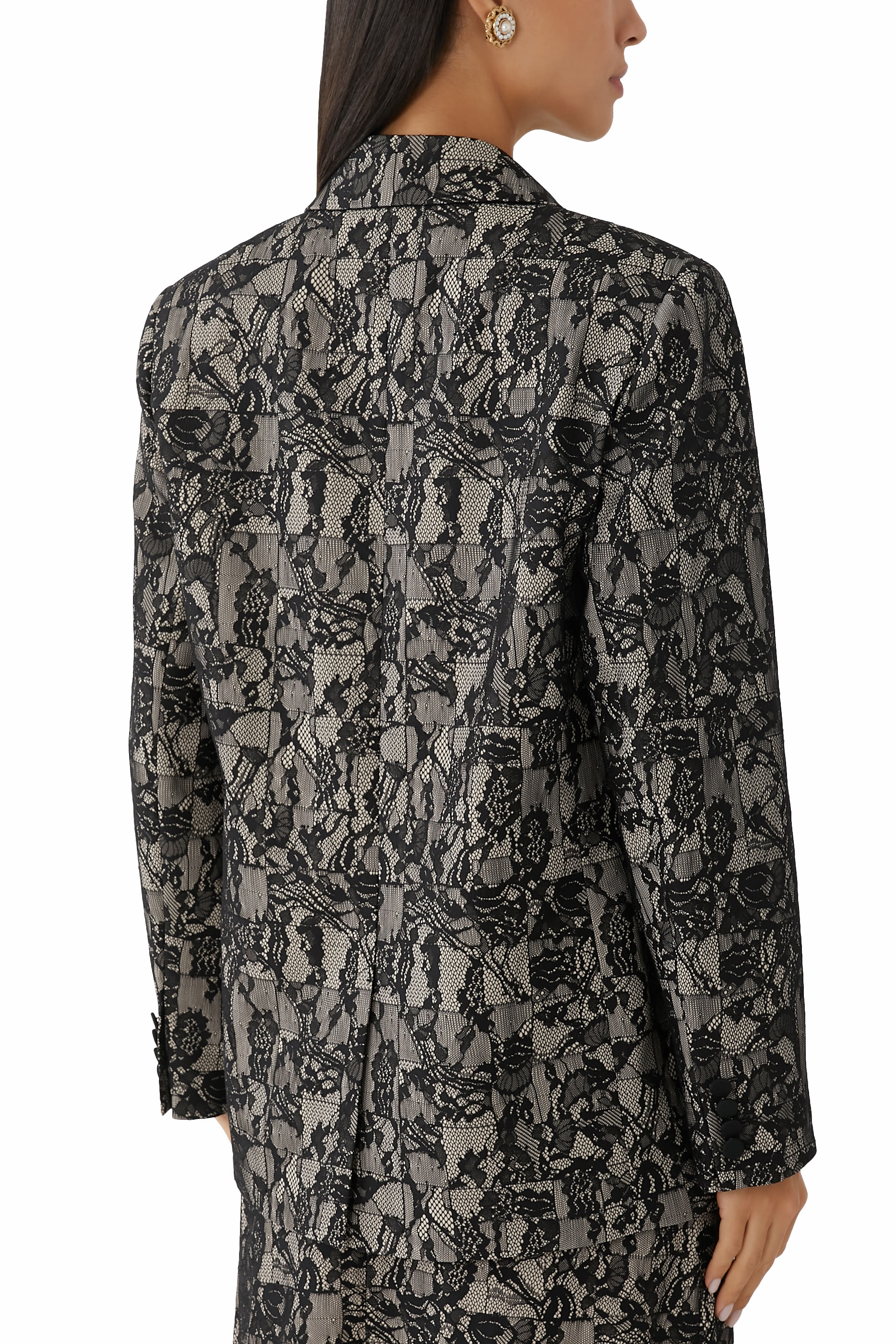 جاكيت جايدن بنقشة مربعات وتفاصيل دانتيل