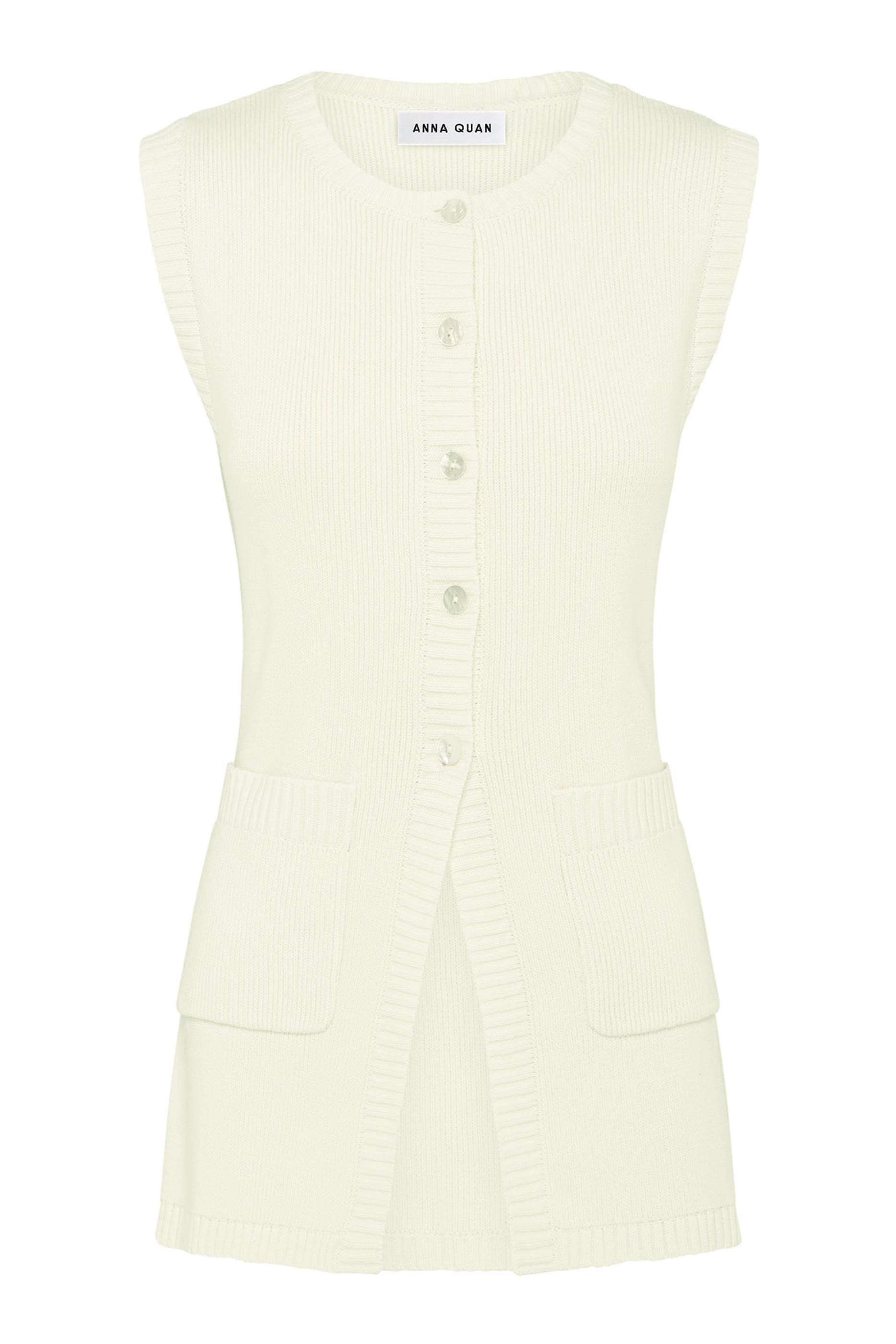 بلوزة كودي بلا أكمام