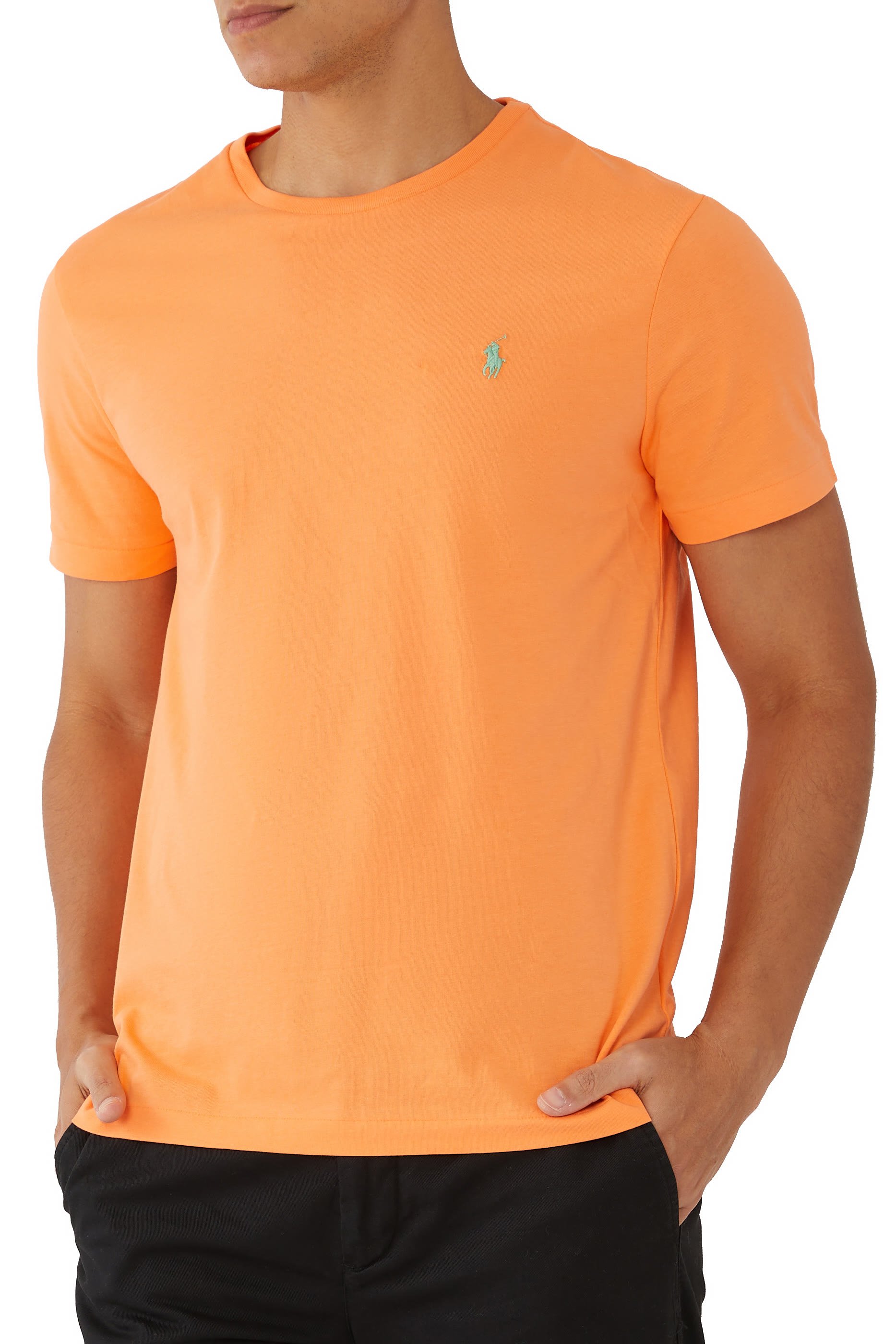 تيشيرت بشعار الماركة