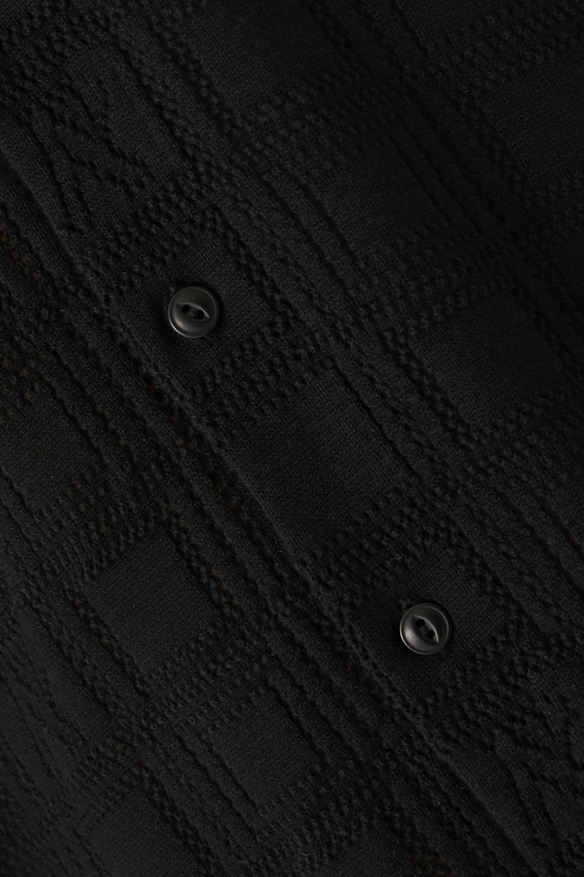 قميص نسيج دانتيل