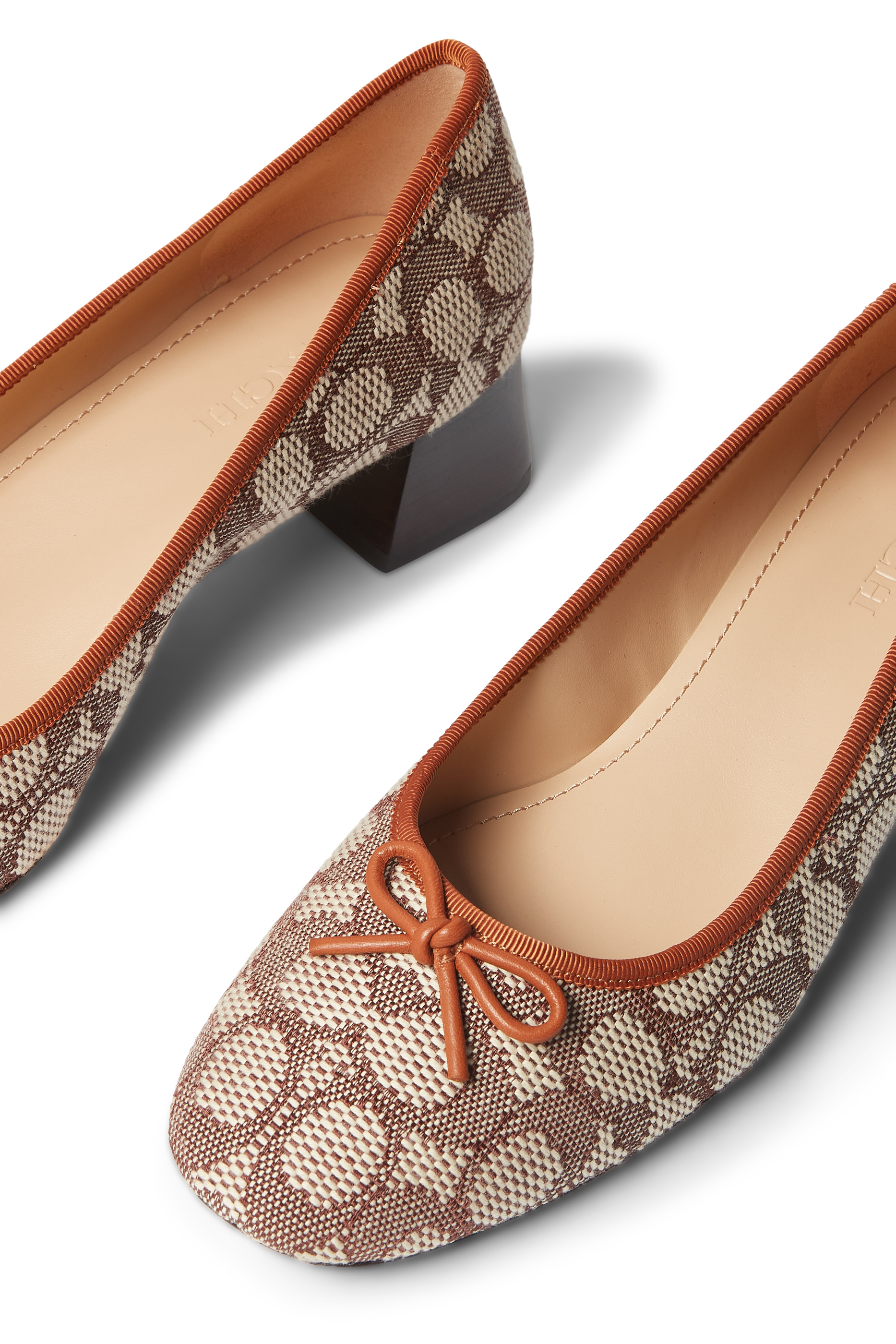 حذاء باليرينا كلاسيكي آفا 40 قنب بشعار الماركة