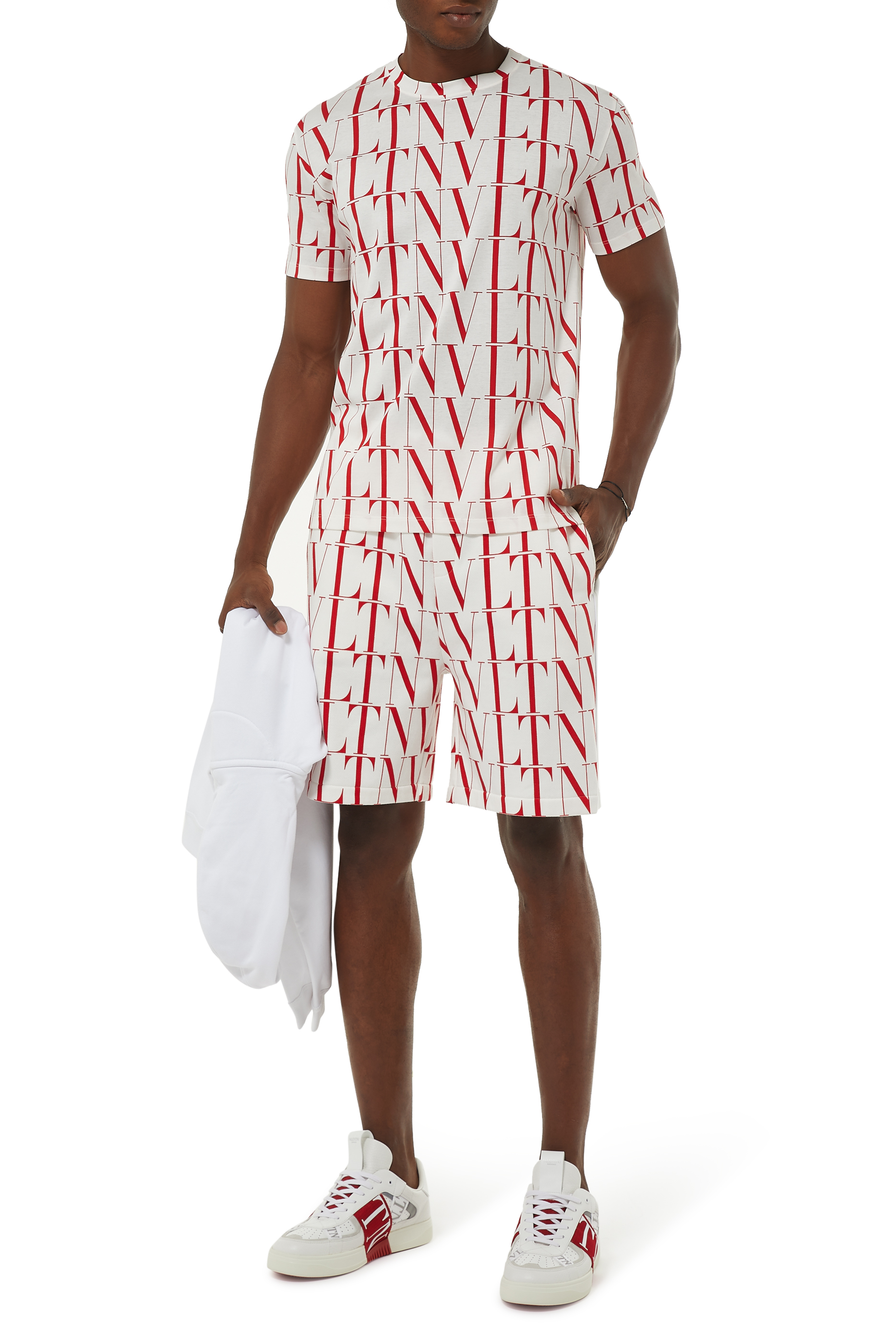 تيشيرت قطن بطبعة تايمز بشعار VLTN