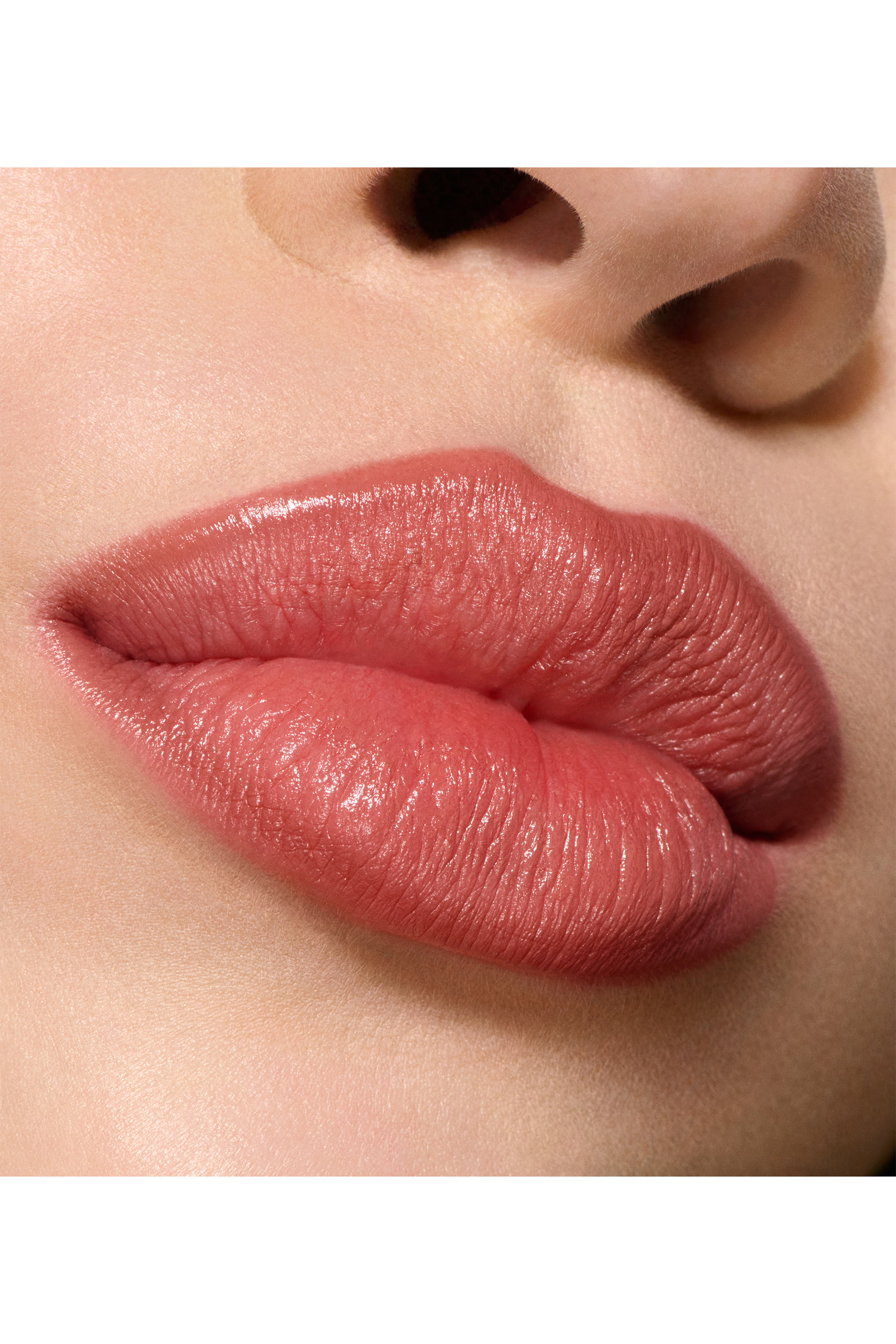 قلم شفاه ليبليزر لامع