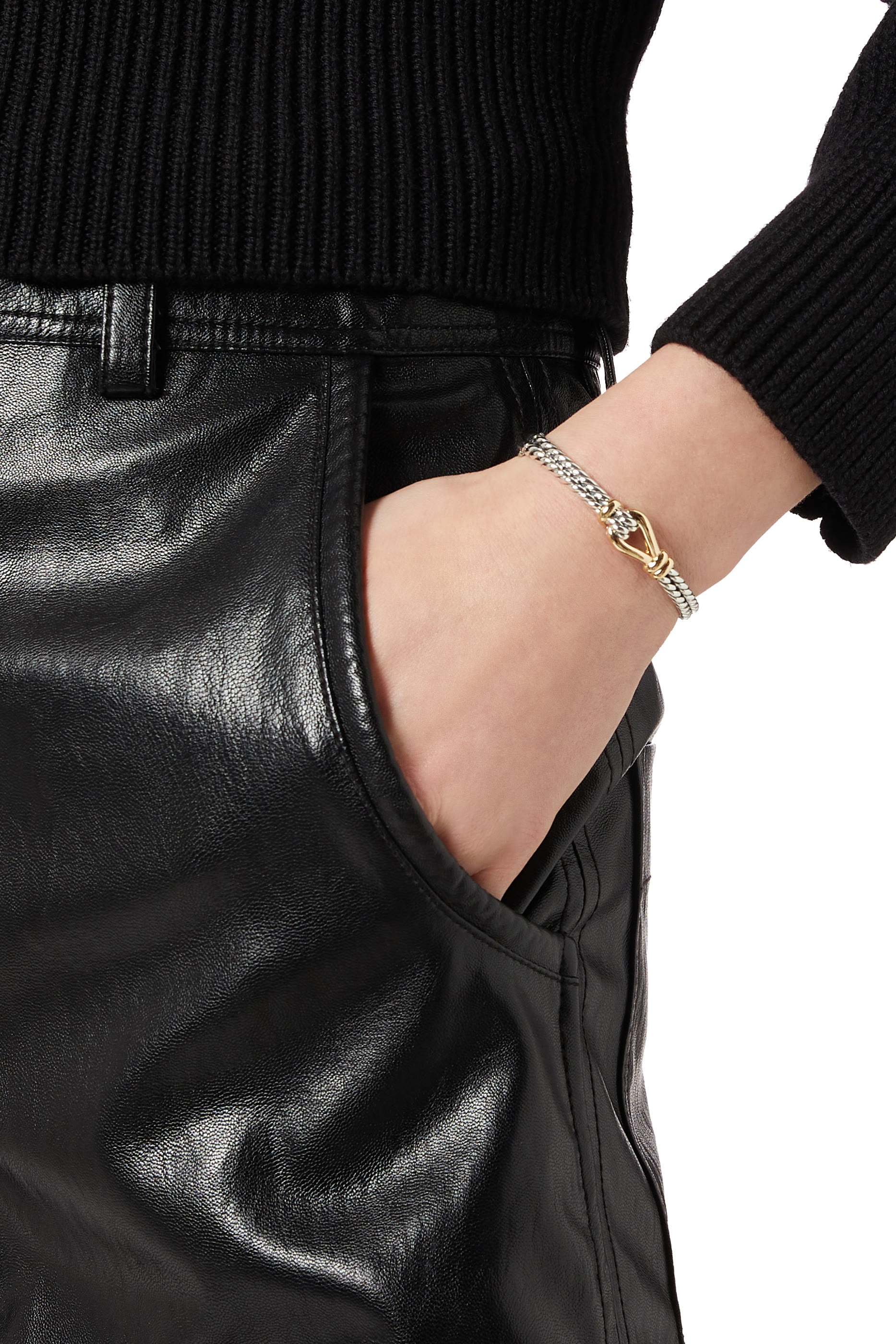 سوار ثوروبريد بتصميم عروة