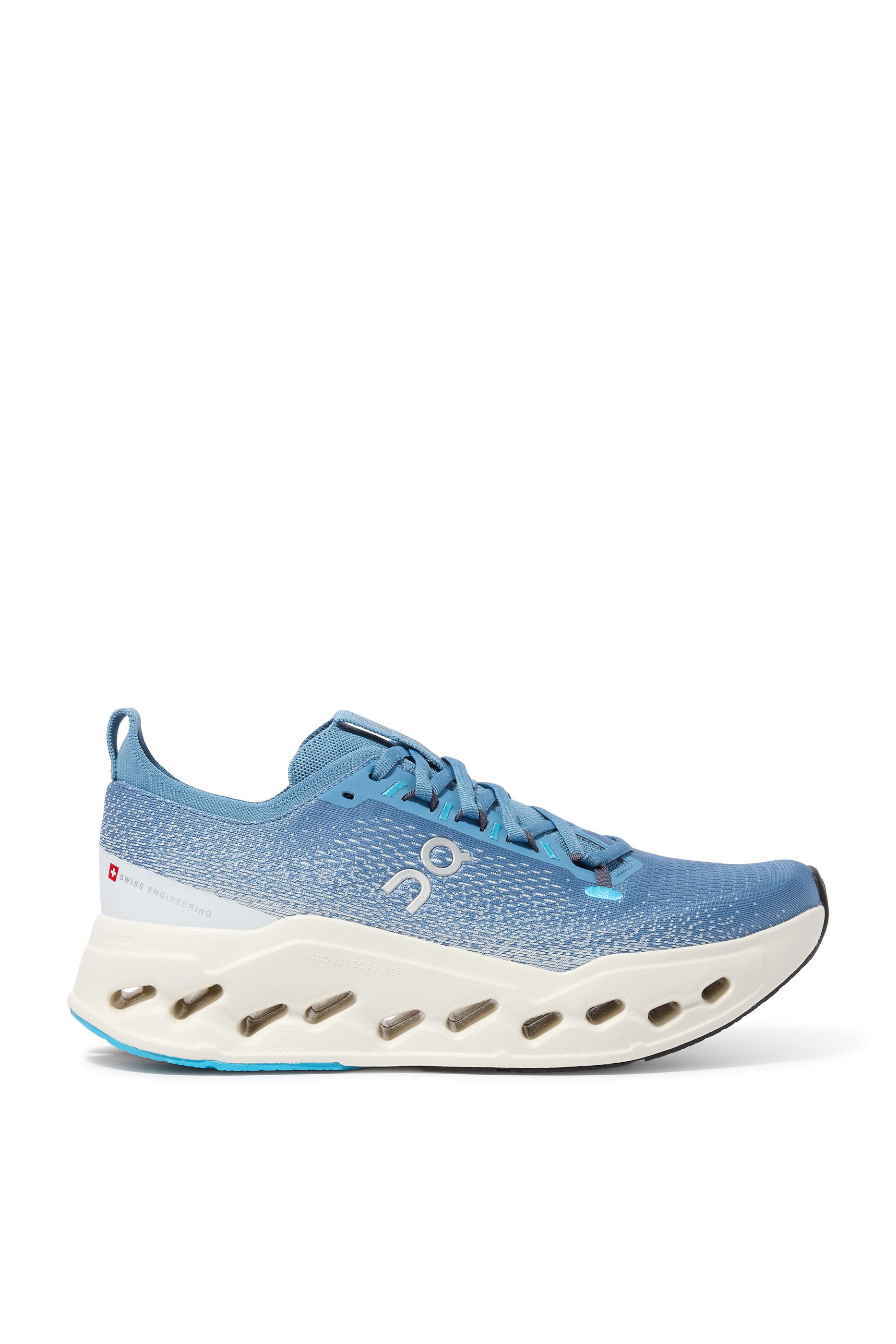 سنيكرز كلاودسيرفر بنعل عريض