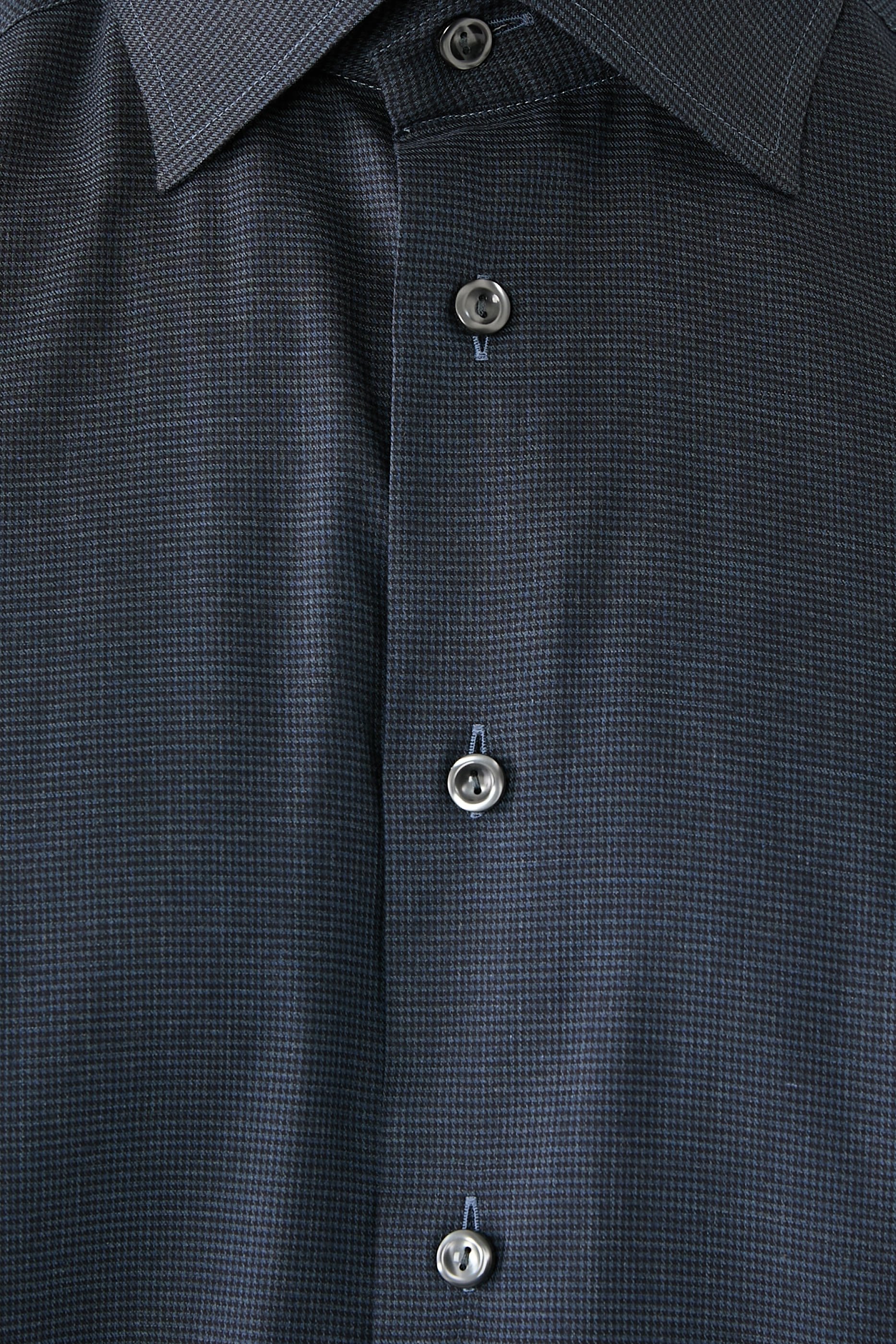 قميص بنقشة مربعات بحجم صغير فلانيل مميز للماركة