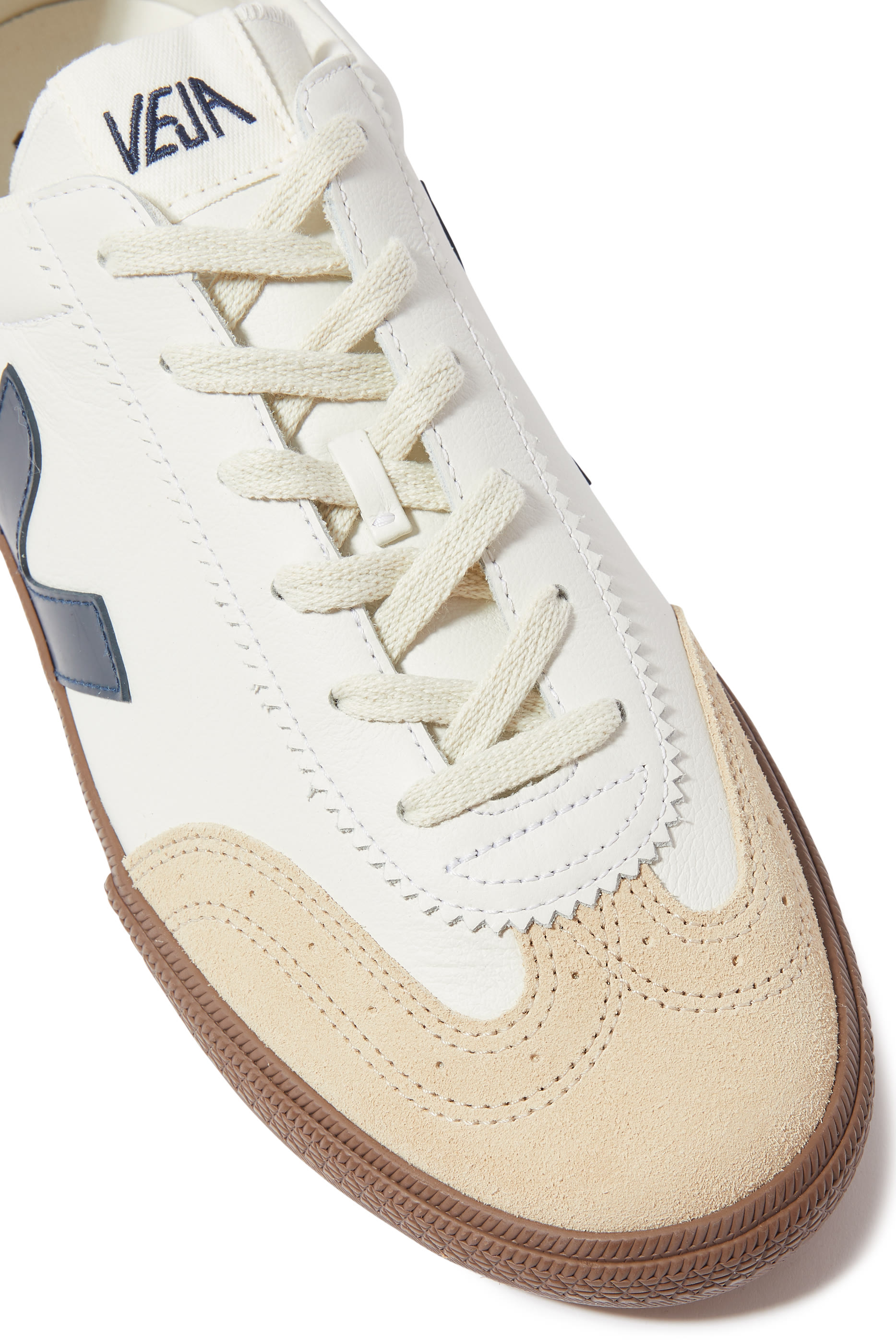 سنيكرز فولي