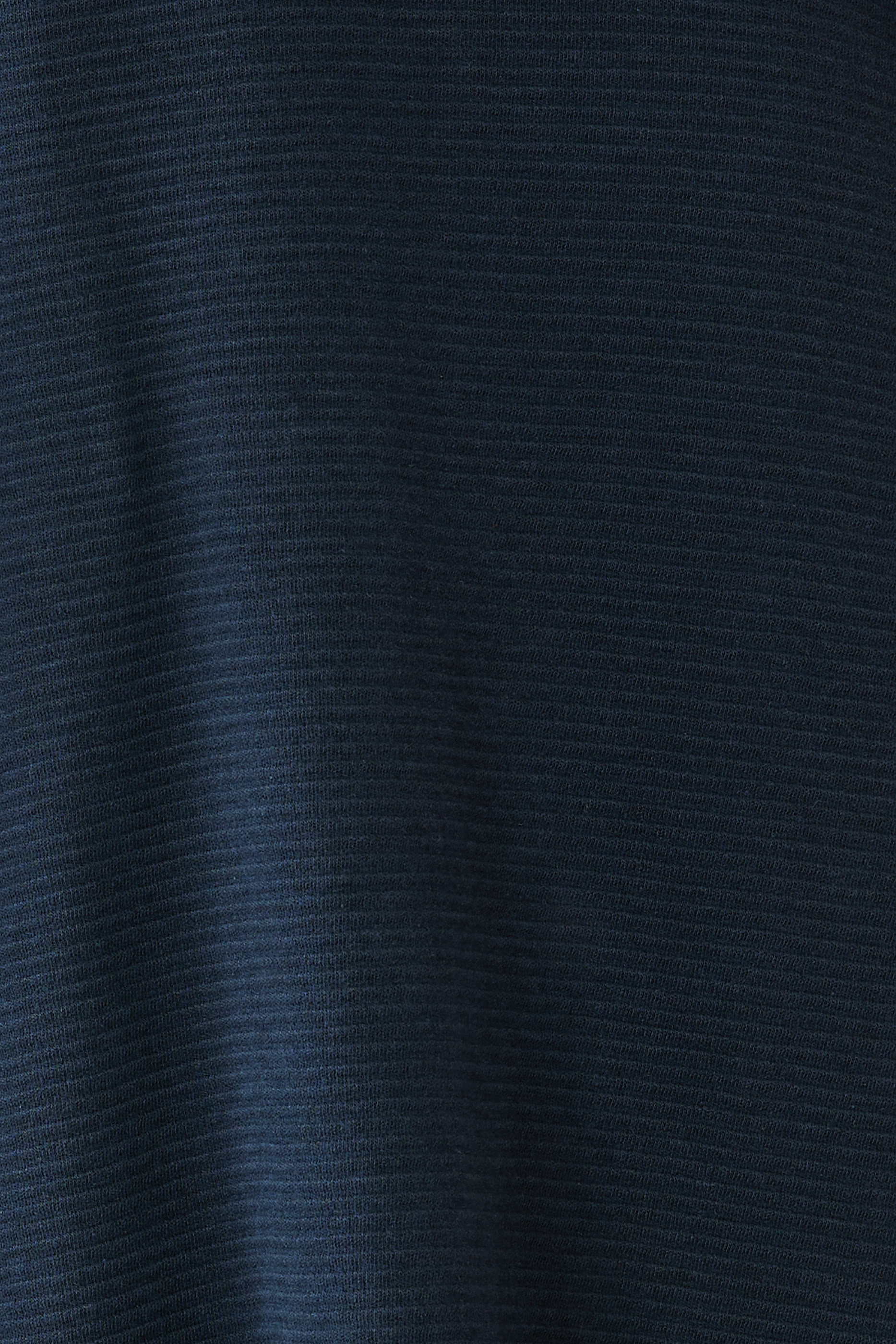 تيشيرت ديلروي بأكمام طويلة