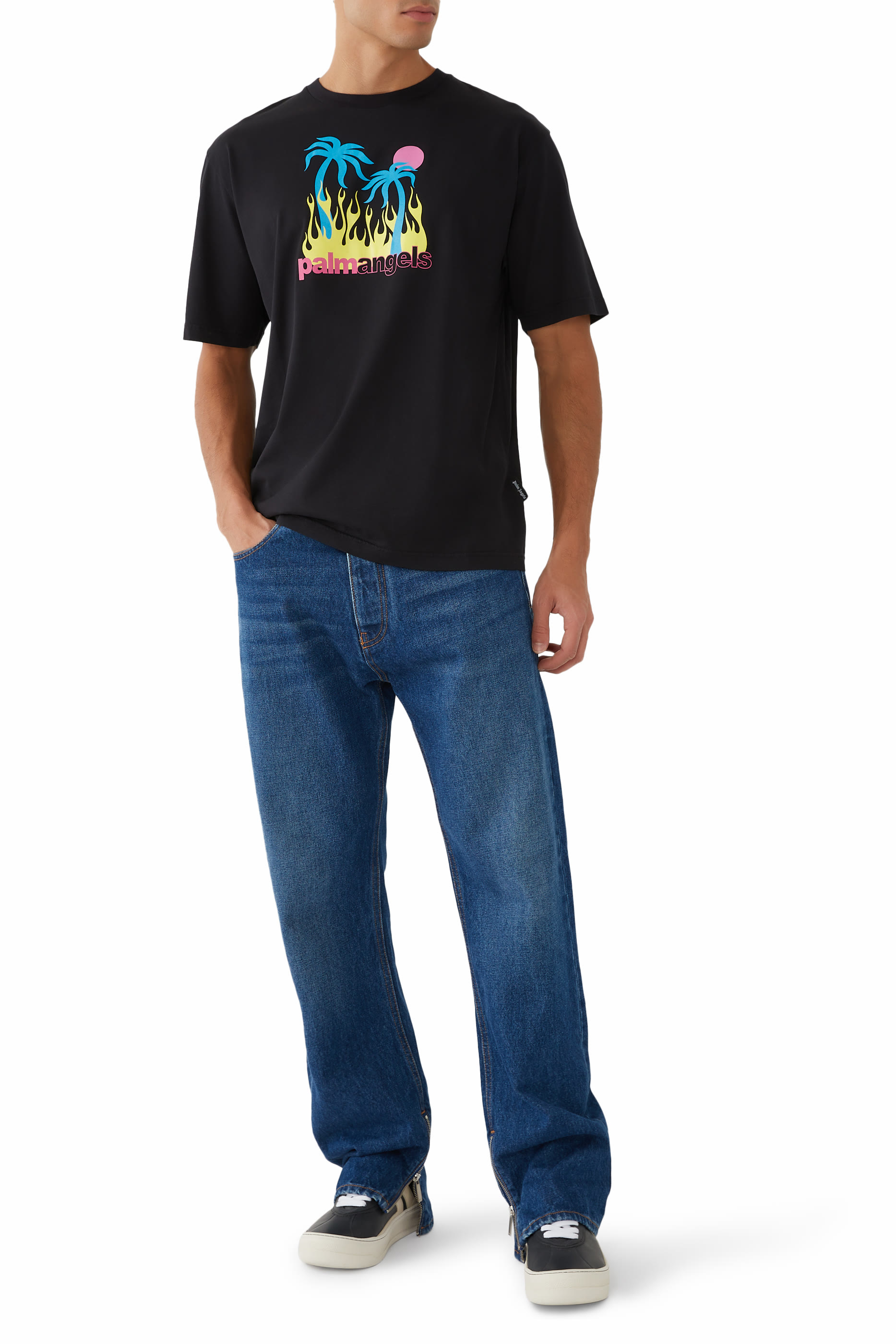 تيشيرت بنقشة واحة ملتهبة