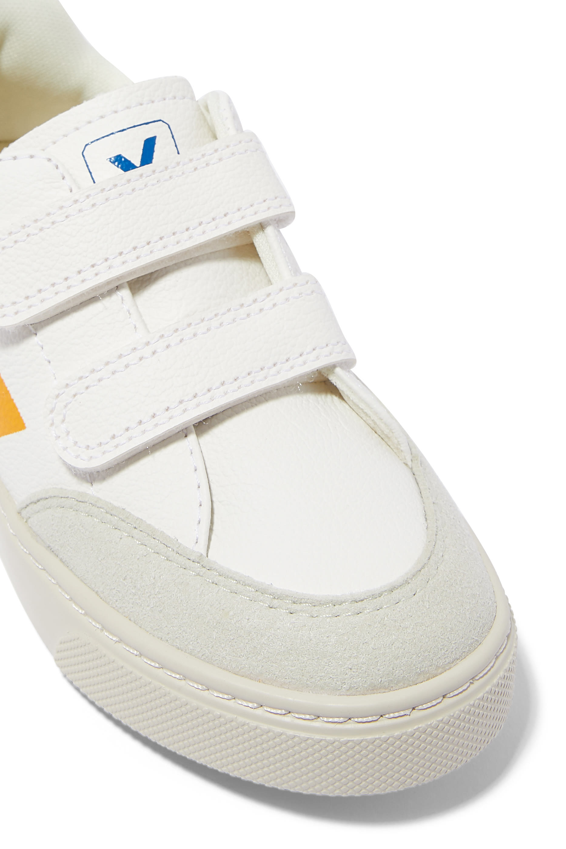  سنيكرز V-12 للأطفال جلد خالي من الكروم