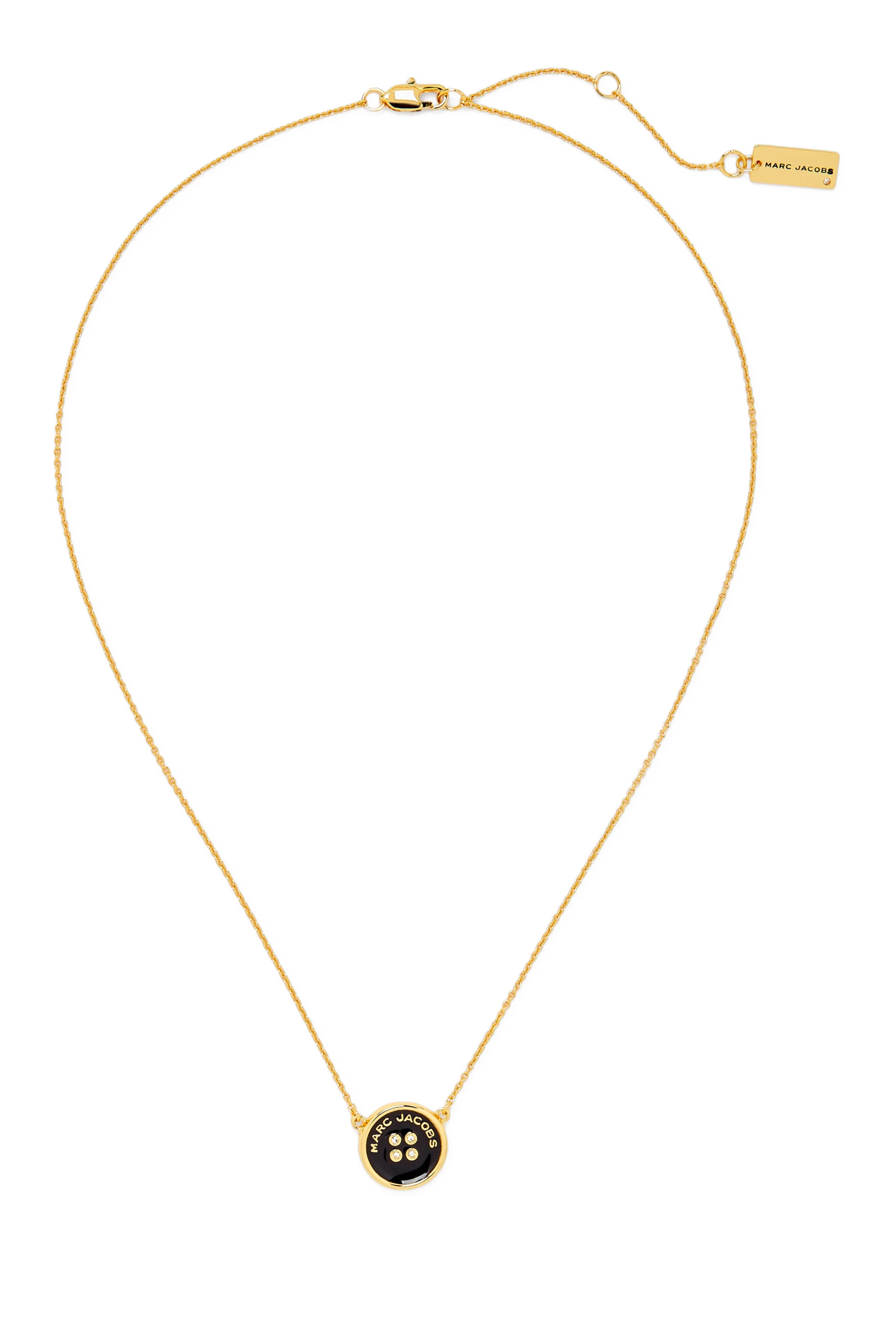 قلادة بدلاية بتصميم زر